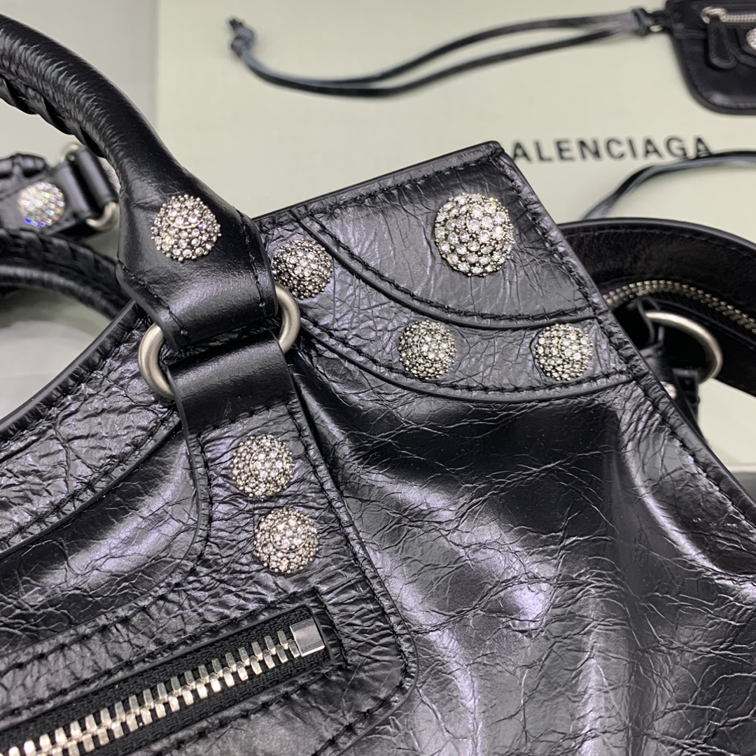 Balenciag  Bel Air 巴黎世家 邮差 皮革 牛皮 时尚 手机包 单肩包 斜跨 手提包 腰包 男女同款  黑色 700451210BK1000/700940210B01000