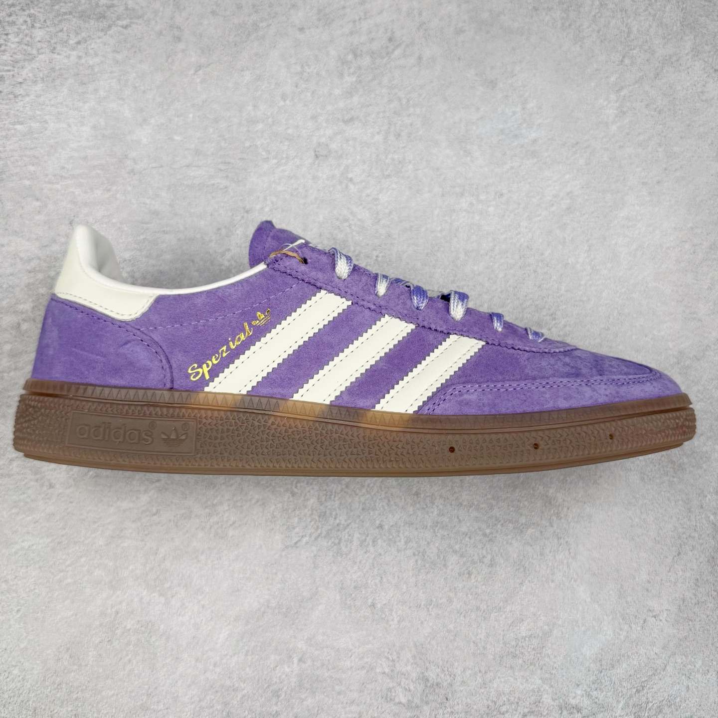 Adidas Originals HANDBALL SPEZIAL  低筒   复古板鞋 德训休闲鞋 波鞋 男鞋 女鞋 香芋紫 KI5935