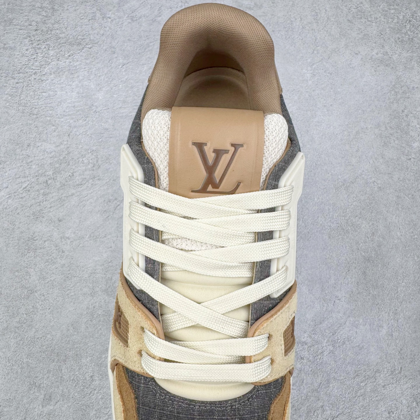 Louis Vuitton  LV Trainer 路易威登 低筒 休闲鞋 板鞋 运动鞋 男鞋 女鞋 棕色1AHTFL