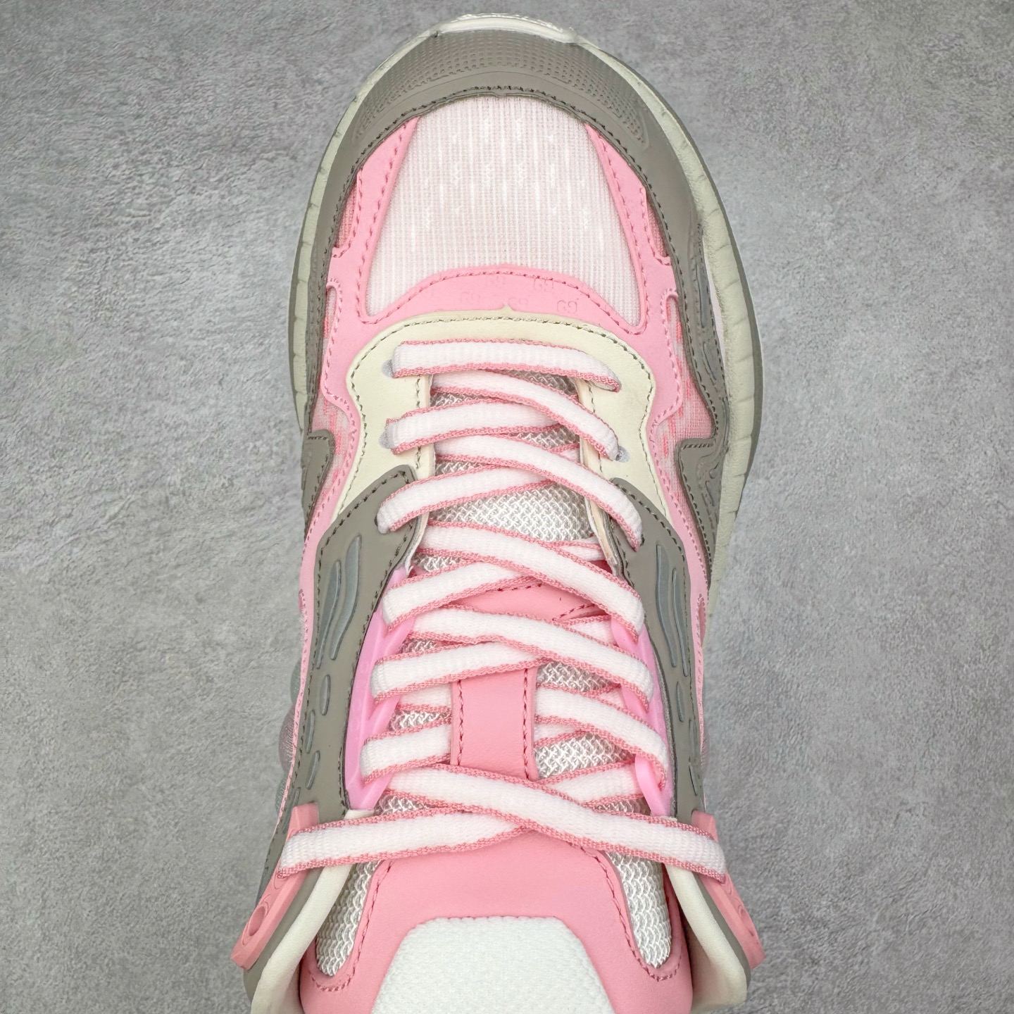 GUCCI古驰 2.0 低筒 网布皮革 复古 圆头抽绳  生活休闲鞋 男款 女款 灰白色 绿色 816489 FAD5T 8756