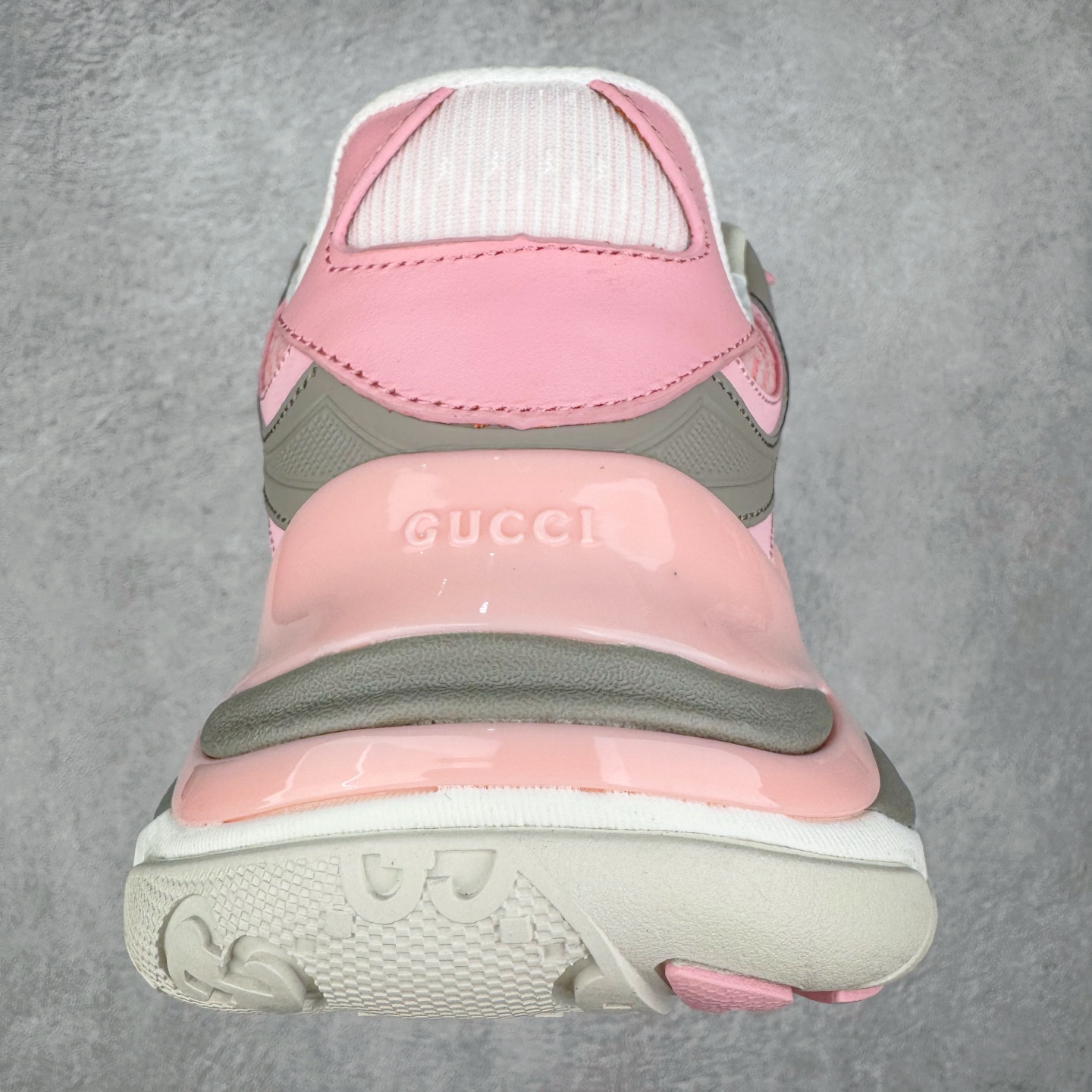 GUCCI古驰 2.0 低筒 网布皮革 复古 圆头抽绳  生活休闲鞋 男款 女款 灰白色 绿色 816489 FAD5T 8756