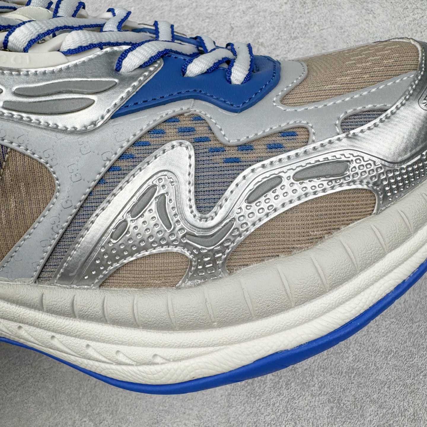 GUCCI古驰 2.0 低筒 网布皮革 复古 圆头抽绳  生活休闲鞋 男款 女款 灰白色 灰蓝色 814040 FAD5T 8753