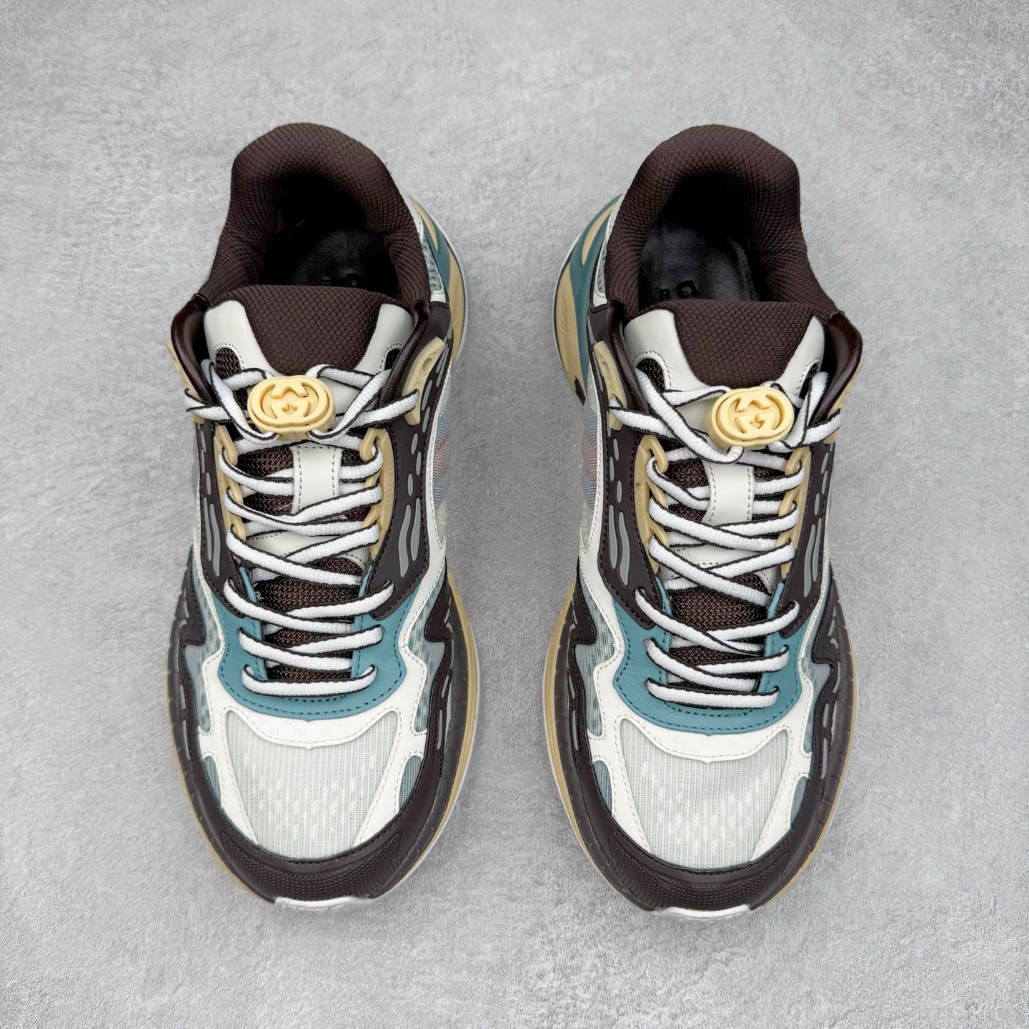 GUCCI古驰 2.0 低筒 网布皮革 复古 圆头抽绳  生活休闲鞋 男款 女款 灰白色 灰棕色 814040 FAD5T 9063