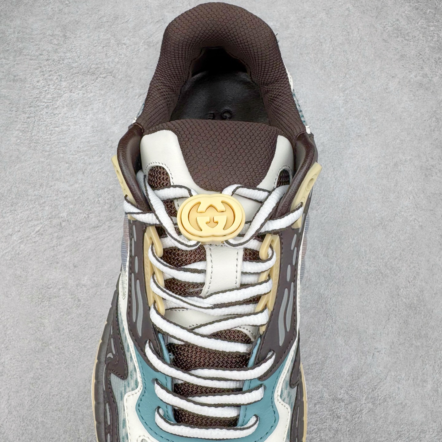 GUCCI古驰 2.0 低筒 网布皮革 复古 圆头抽绳  生活休闲鞋 男款 女款 灰白色 灰棕色 814040 FAD5T 9063