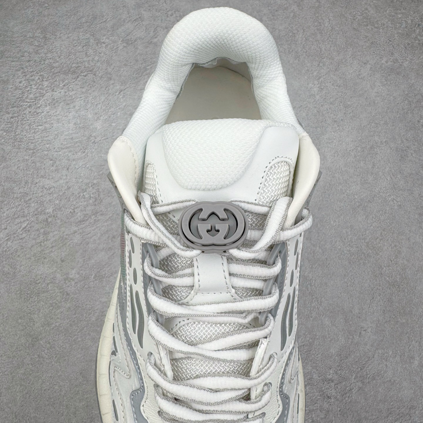 GUCCI古驰 2.0 低筒 网布皮革 复古 圆头抽绳  生活休闲鞋 男款 女款 灰白色 灰色 814040 FAD6Q 8745