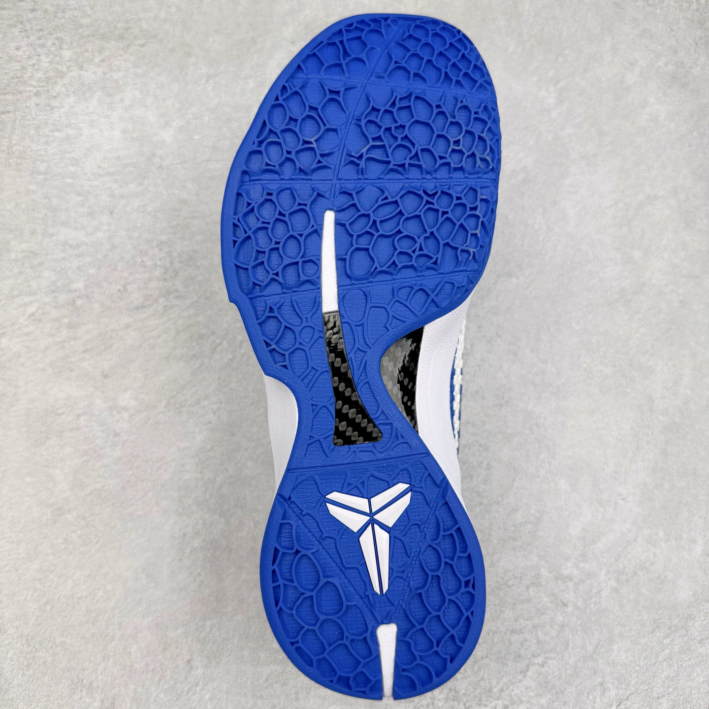 STAR-S Kobe 6 Dodgers  低筒 篮球鞋 球鞋 波鞋 实战鞋 运动耐磨防滑 男鞋 波鞋  道奇蓝白 CW2190-400