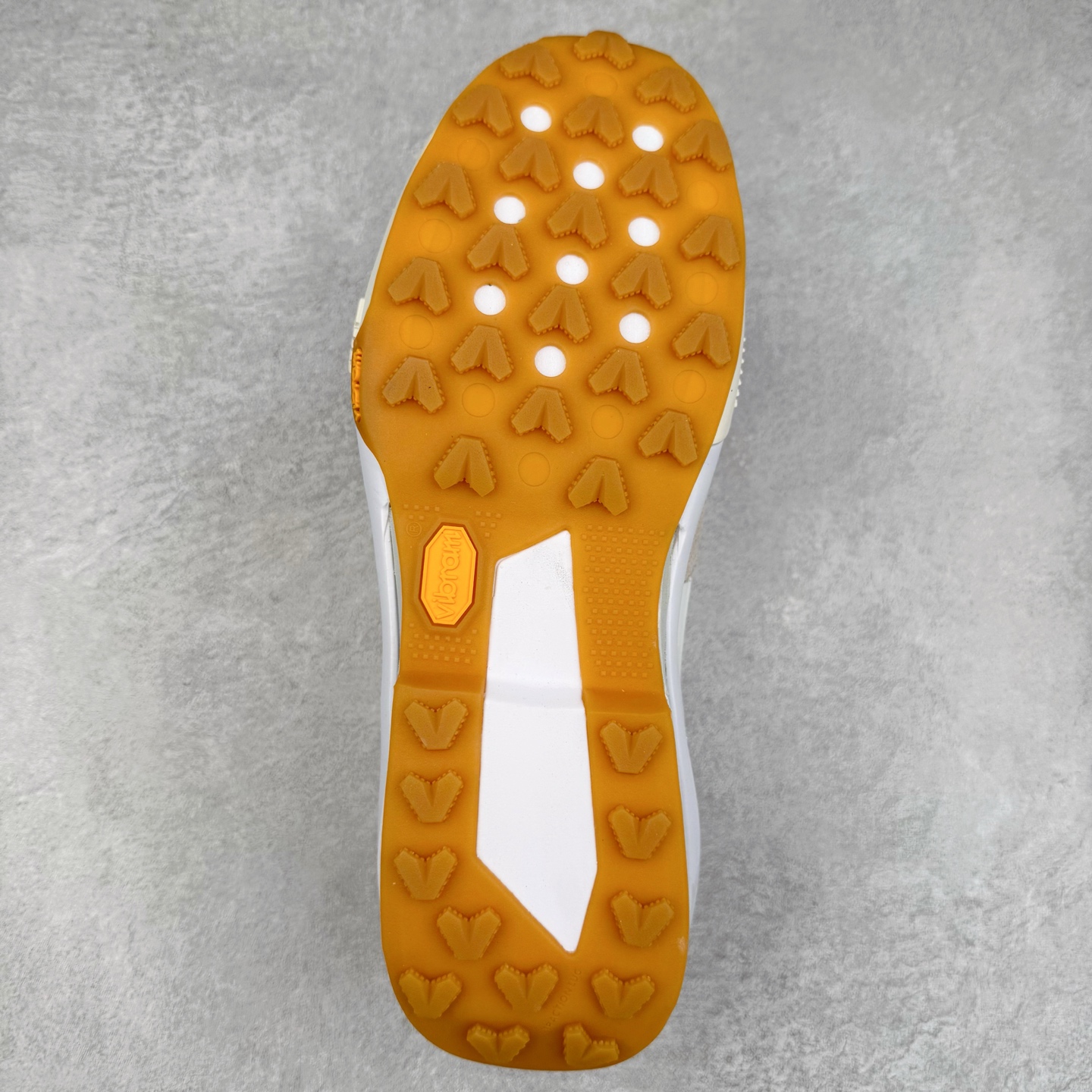 SacaixNike Zegamadome SP 联名款 解构 低筒 复古休闲鞋 跑步鞋 板鞋 男鞋 女鞋  波鞋 白色 HQ8618-100