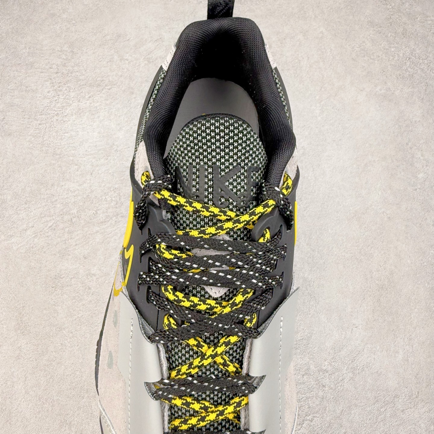 SacaixNike Zegamadome SP 联名款 解构 低筒 复古休闲鞋 跑步鞋 板鞋 男鞋 女鞋  波鞋 黑灰色 HQ8618-002