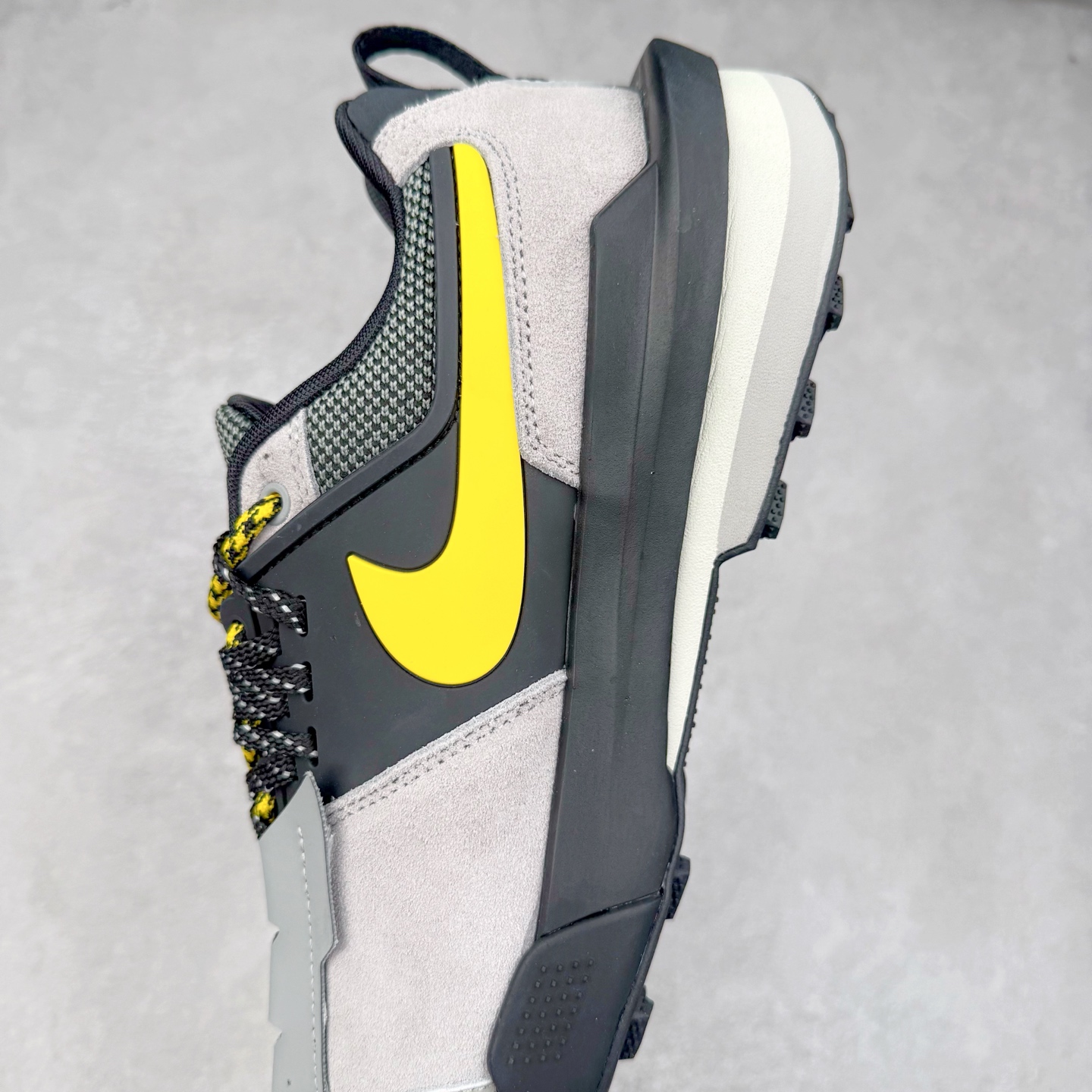 SacaixNike Zegamadome SP 联名款 解构 低筒 复古休闲鞋 跑步鞋 板鞋 男鞋 女鞋  波鞋 黑灰色 HQ8618-002