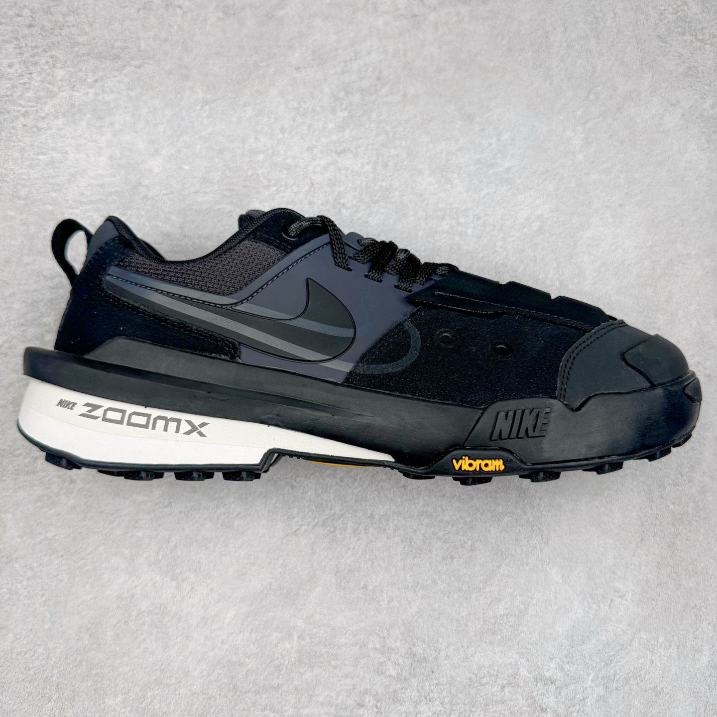 SacaixNike Zegamadome SP 联名款 解构 低筒 复古休闲鞋 跑步鞋 板鞋 男鞋 女鞋  波鞋 黑色 HQ8618-001