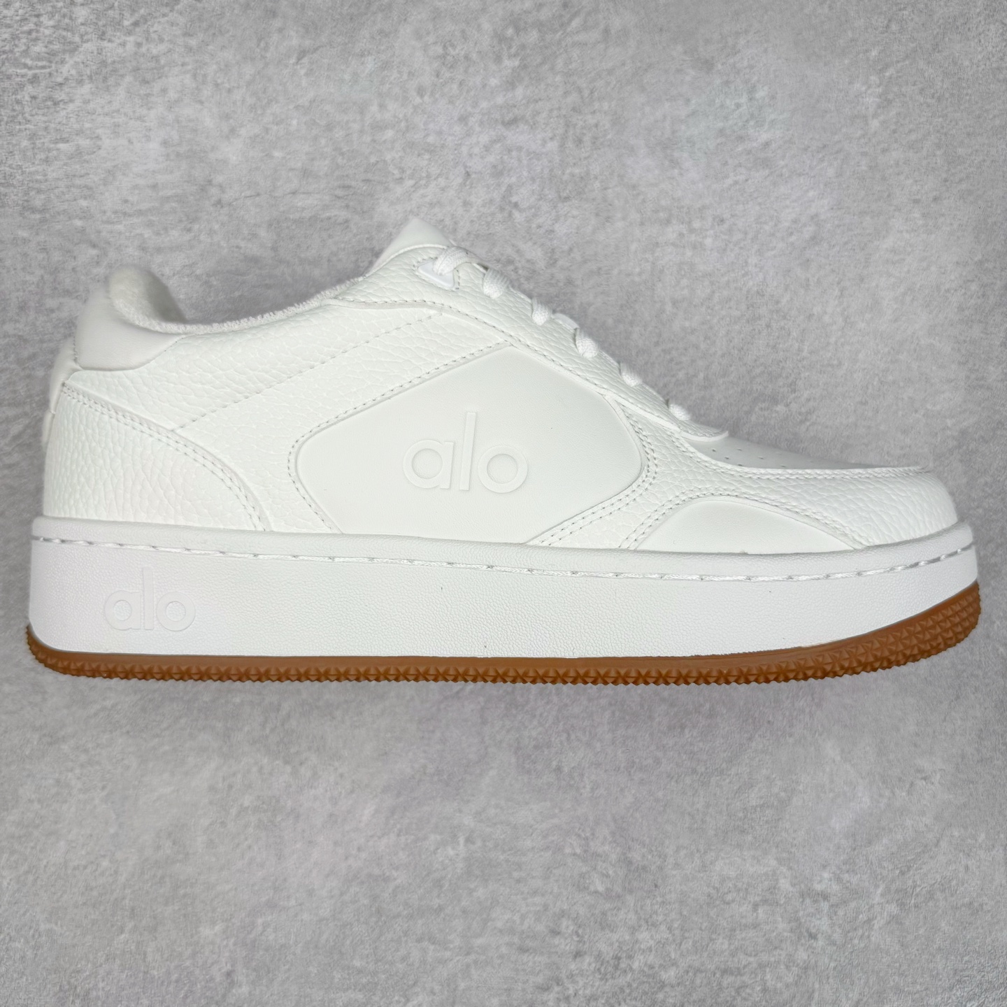  alo yoga Recovery Mode 舒适简约 防滑耐磨 低帮 板鞋 男女同款 波鞋  白色 A0685U