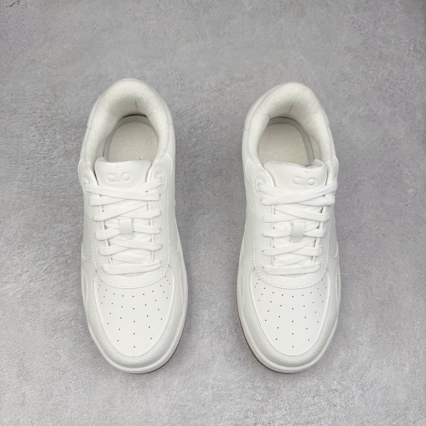  alo yoga Recovery Mode 舒适简约 防滑耐磨 低帮 板鞋 男女同款 波鞋  白色 A0685U