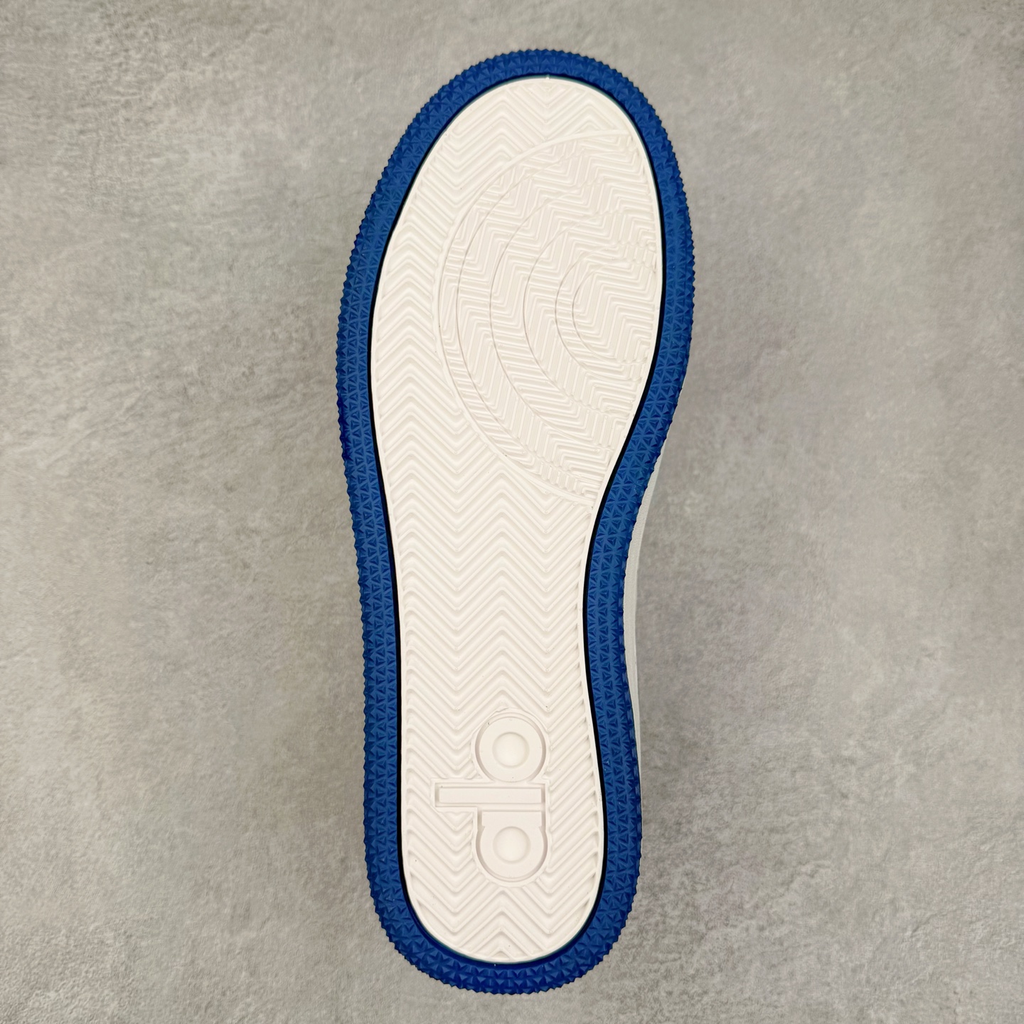  alo yoga Recovery Mode 低筒 舒适简约 防滑耐磨 板鞋 男女同款 波鞋 白蓝 A0685U-Navy/White