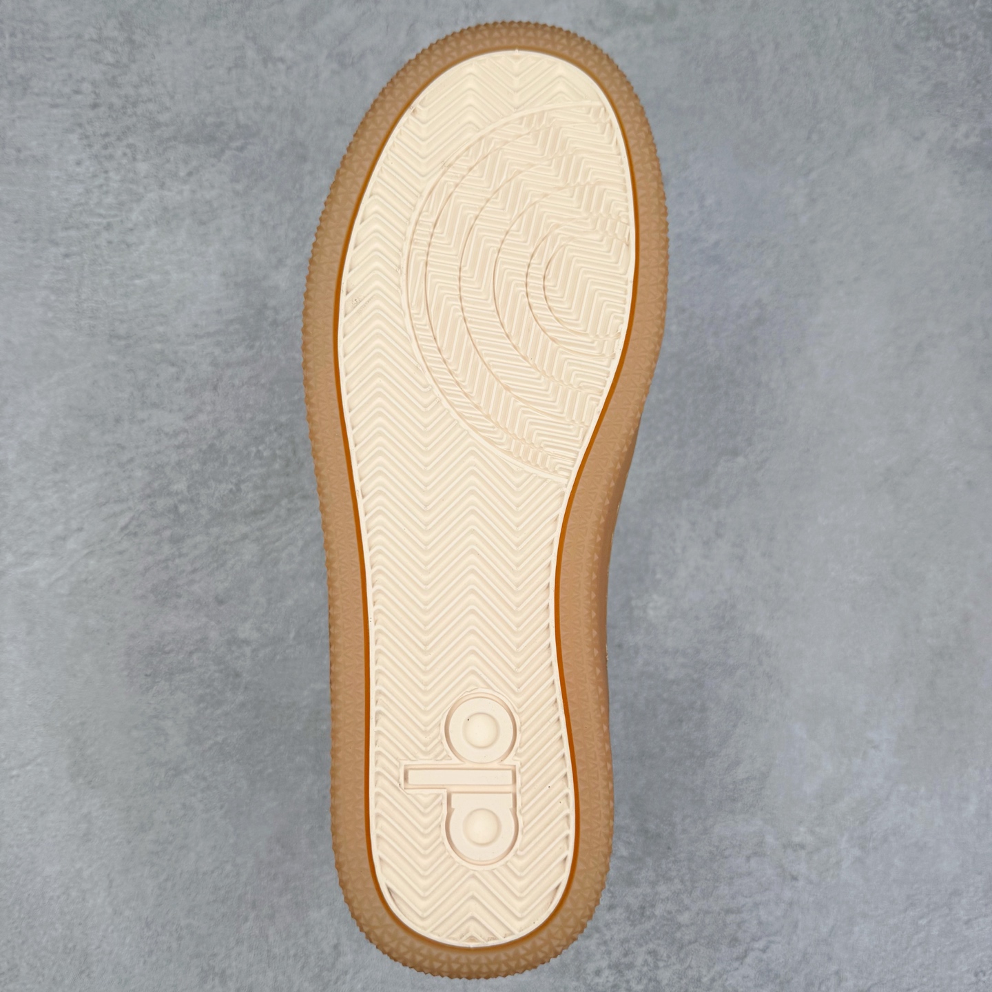  alo yoga Recovery Mode 低筒 舒适简约 防滑耐磨 板鞋 男女同款 波鞋 米色 A0685U-CLAY