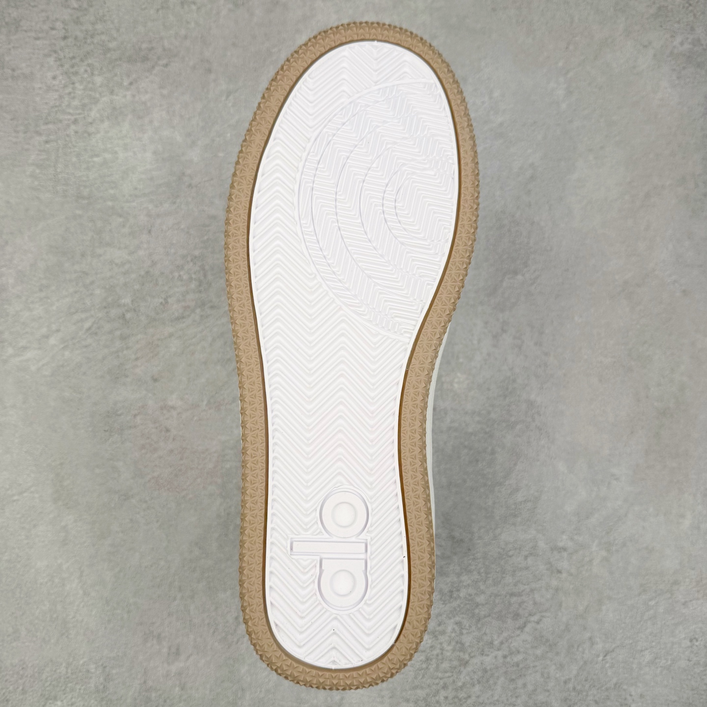 alo yoga Recovery Mode 低筒 舒适简约 防滑耐磨 板鞋 男女同款 波鞋 白粽 A0685U-Gravel/White