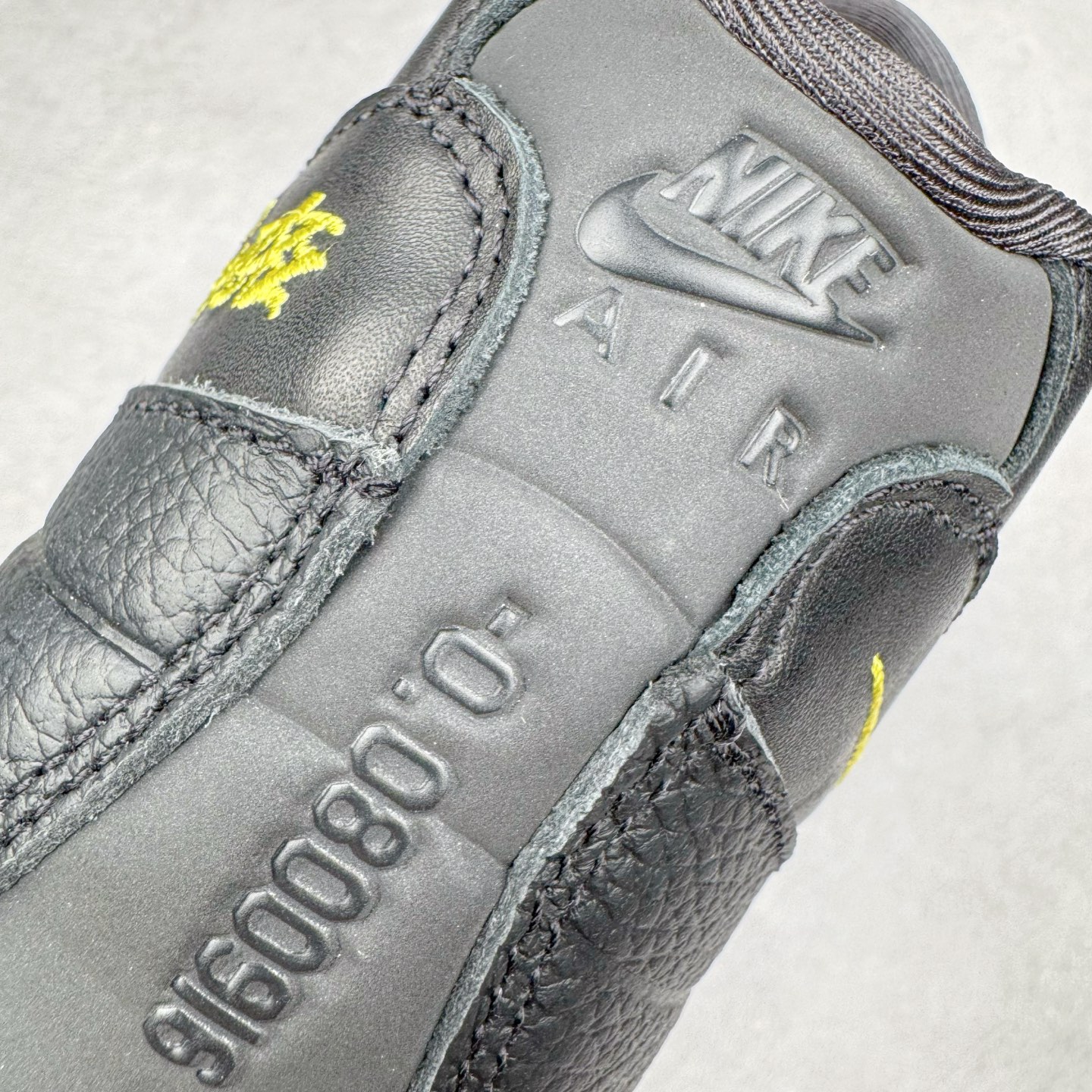 升级最终版 Corteiz Nike Air Max 95 Tour Yellow 低筒 网布防滑 运动鞋 休闲鞋 球鞋 男鞋 波鞋  黑金 FB2709-003