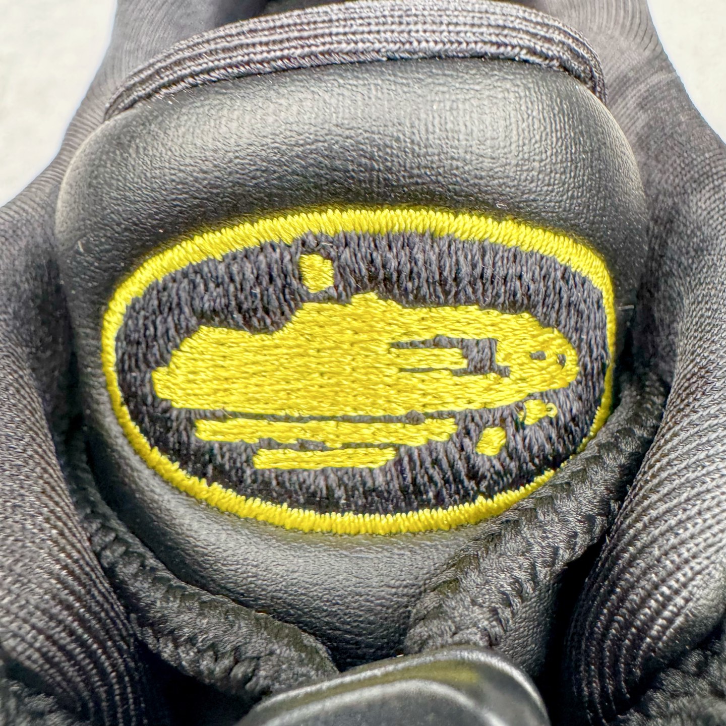 升级最终版 Corteiz Nike Air Max 95 Tour Yellow 低筒 网布防滑 运动鞋 休闲鞋 球鞋 男鞋 波鞋  黑金 FB2709-003