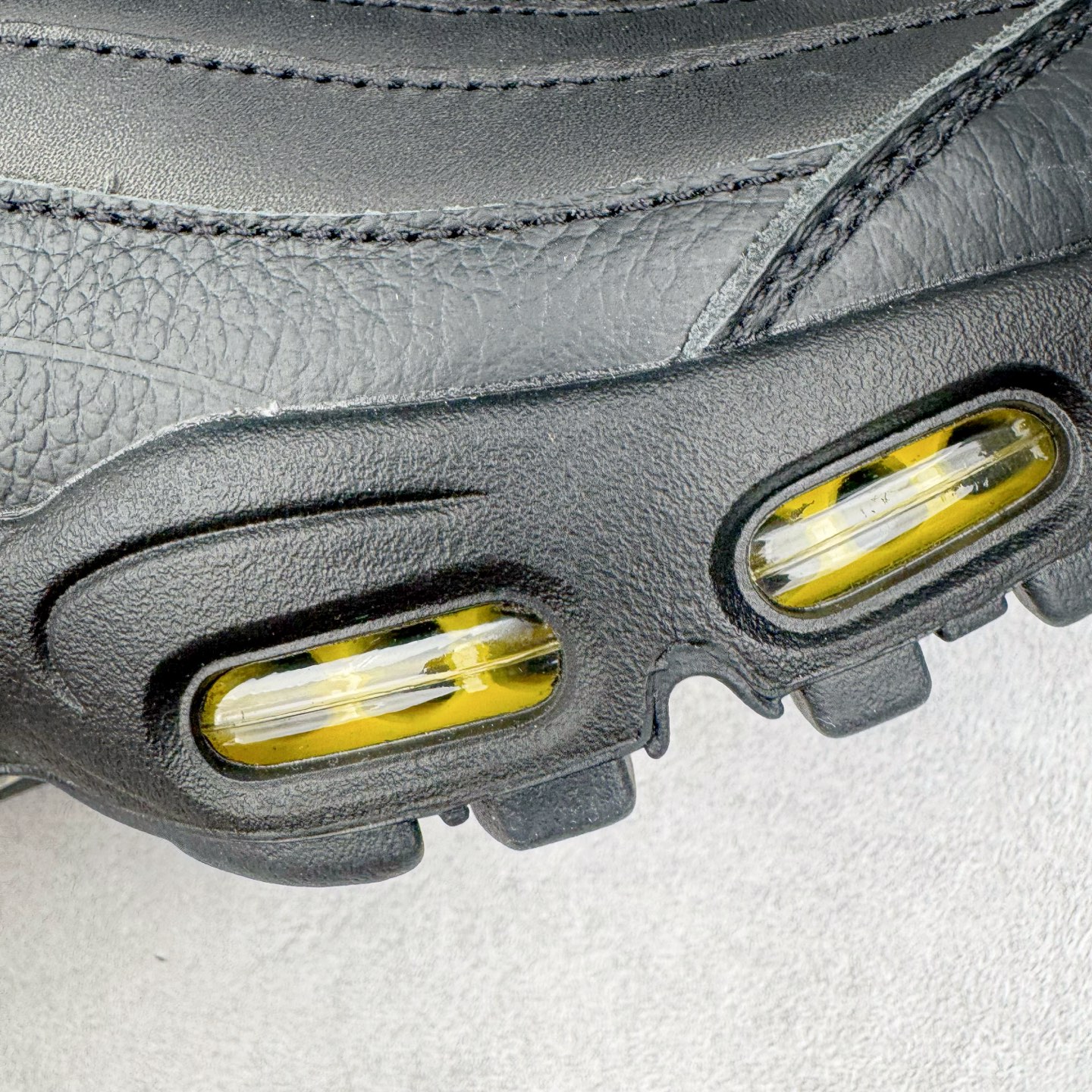 升级最终版 Corteiz Nike Air Max 95 Tour Yellow 低筒 网布防滑 运动鞋 休闲鞋 球鞋 男鞋 波鞋  黑金 FB2709-003