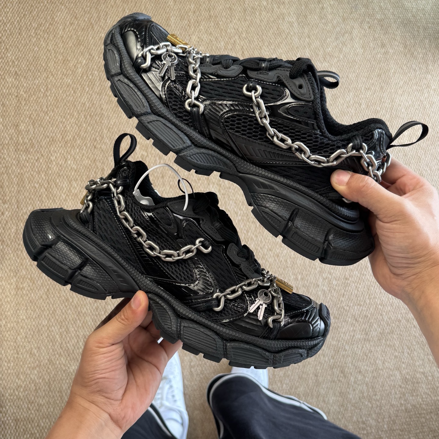 Balenciaga 巴黎世家 3XL链条挂锁 綁帶 网布 系带 做旧 低筒 老爹鞋 运动 复古板鞋 休闲鞋 男鞋 女鞋 黑色   825622W3XPL1882