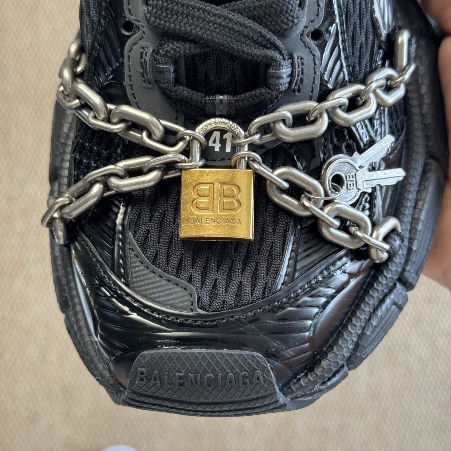 Balenciaga 巴黎世家 3XL链条挂锁 綁帶 网布 系带 做旧 低筒 老爹鞋 运动 复古板鞋 休闲鞋 男鞋 女鞋 黑色   825622W3XPL1882