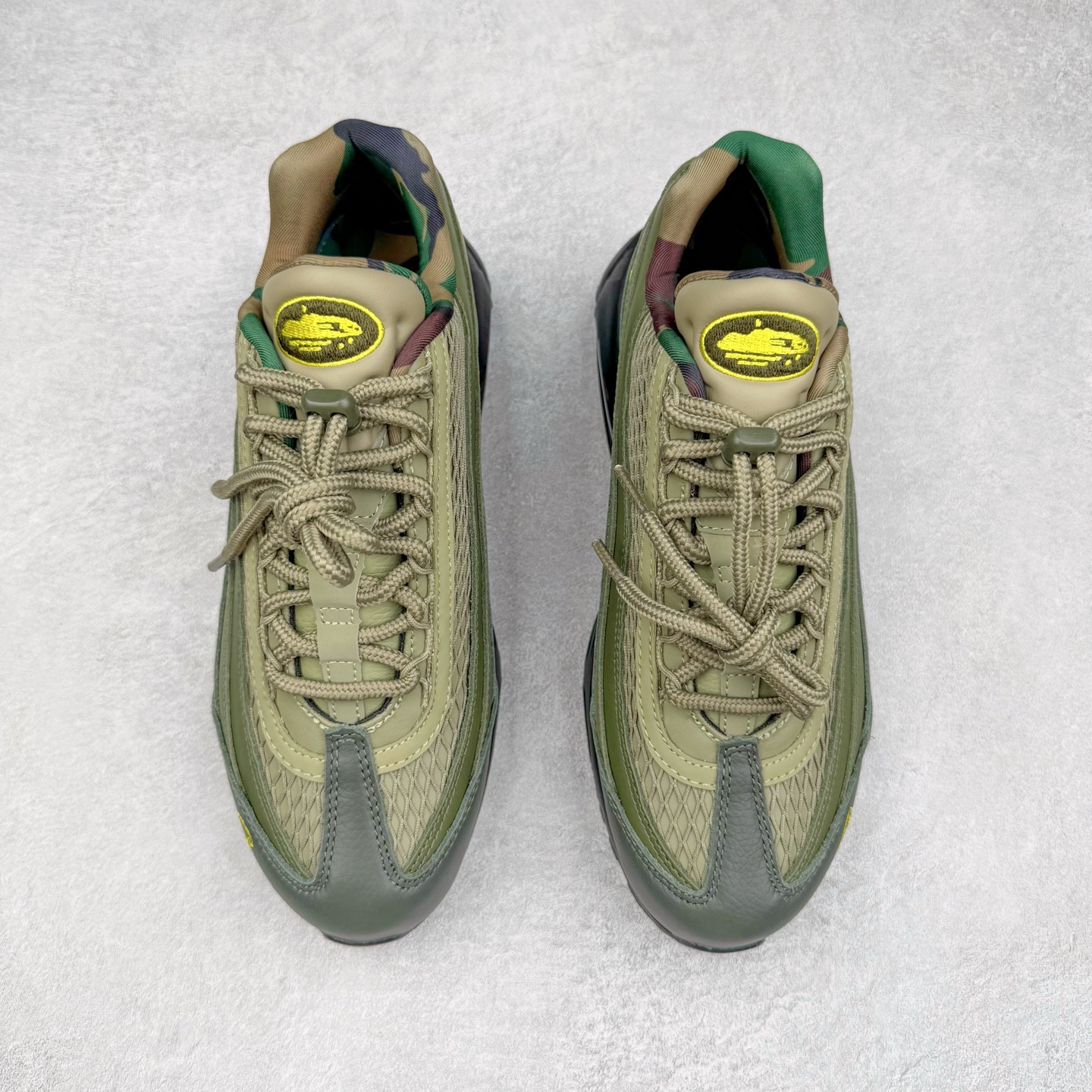 升级最终版 Corteiz Nike Air Max 95 Tour Yellow 低筒 网布防滑 运动鞋 休闲鞋 球鞋 男鞋 波鞋  橄榄绿 FB2709-300