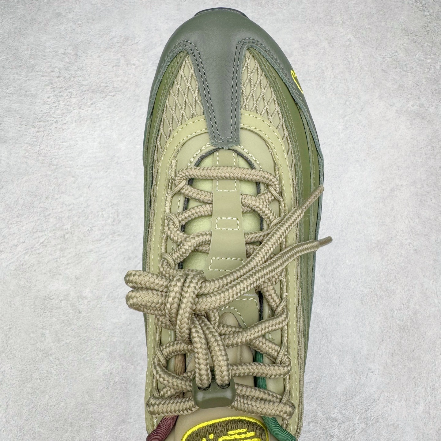 升级最终版 Corteiz Nike Air Max 95 Tour Yellow 低筒 网布防滑 运动鞋 休闲鞋 球鞋 男鞋 波鞋  橄榄绿 FB2709-300