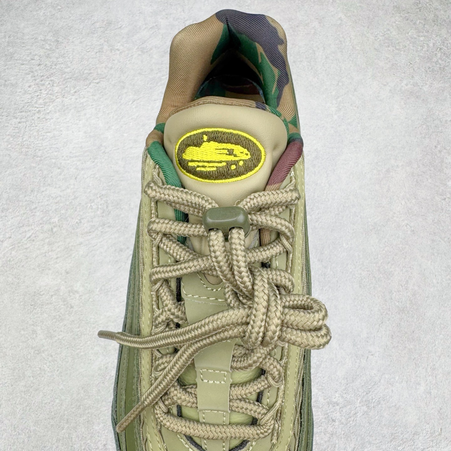 升级最终版 Corteiz Nike Air Max 95 Tour Yellow 低筒 网布防滑 运动鞋 休闲鞋 球鞋 男鞋 波鞋  橄榄绿 FB2709-300