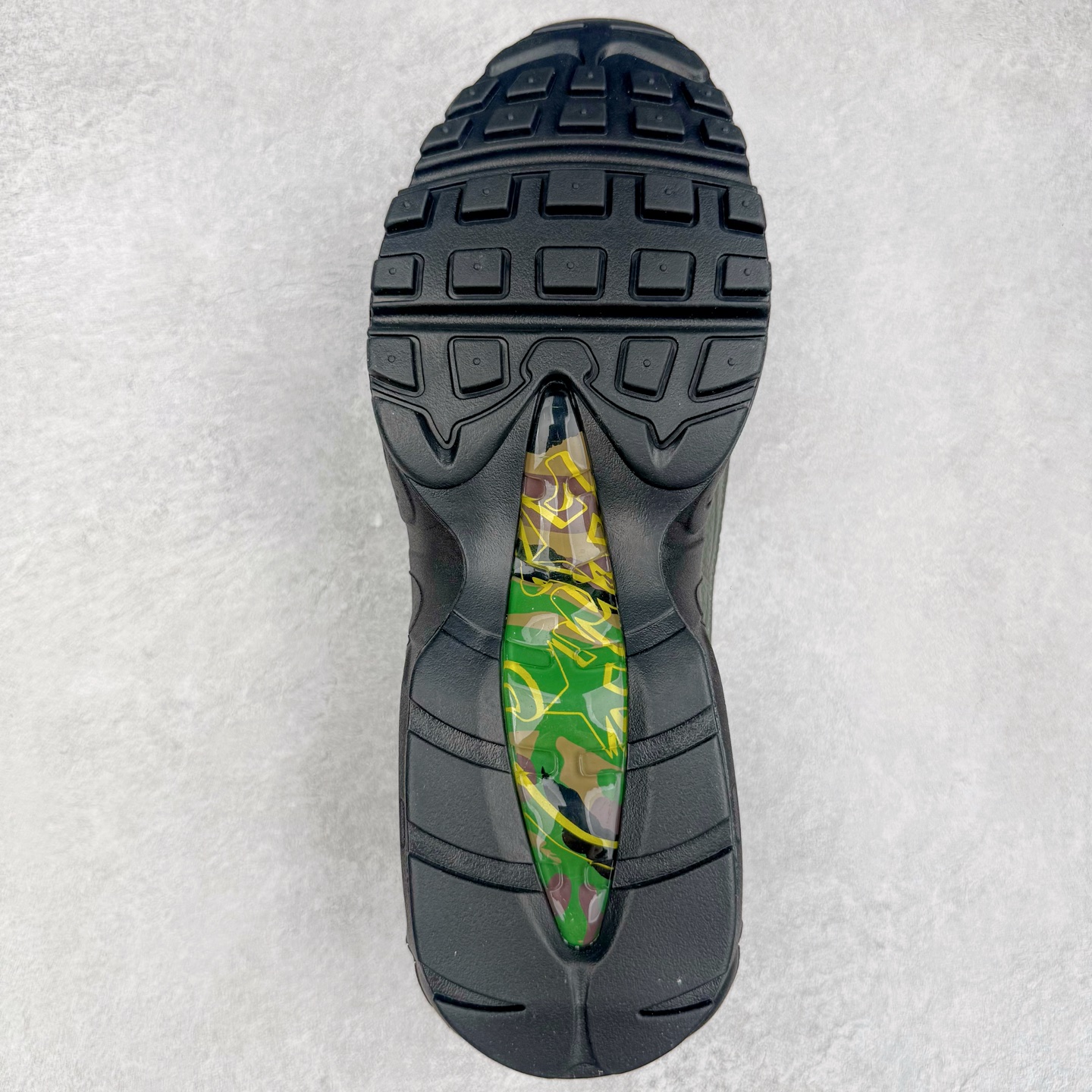 升级最终版 Corteiz Nike Air Max 95 Tour Yellow 低筒 网布防滑 运动鞋 休闲鞋 球鞋 男鞋 波鞋  橄榄绿 FB2709-300