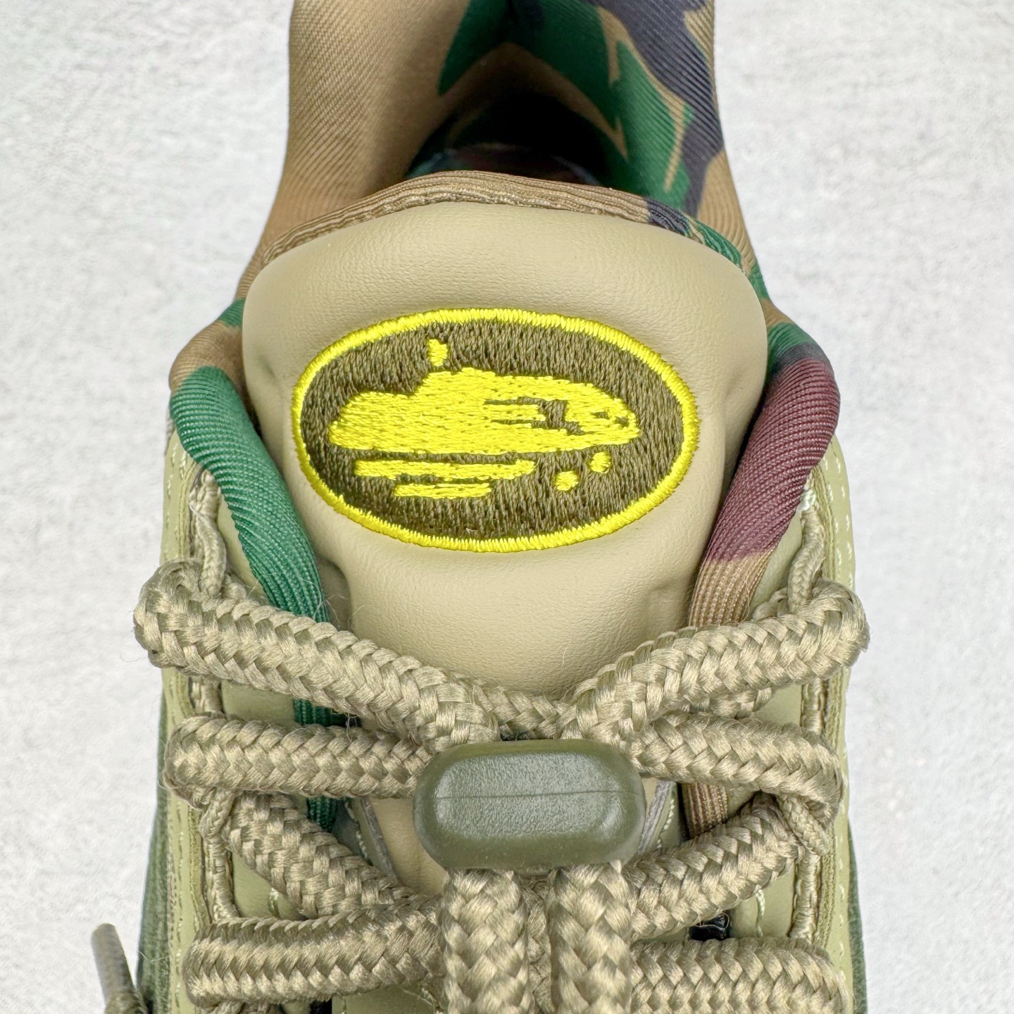 升级最终版 Corteiz Nike Air Max 95 Tour Yellow 低筒 网布防滑 运动鞋 休闲鞋 球鞋 男鞋 波鞋  橄榄绿 FB2709-300