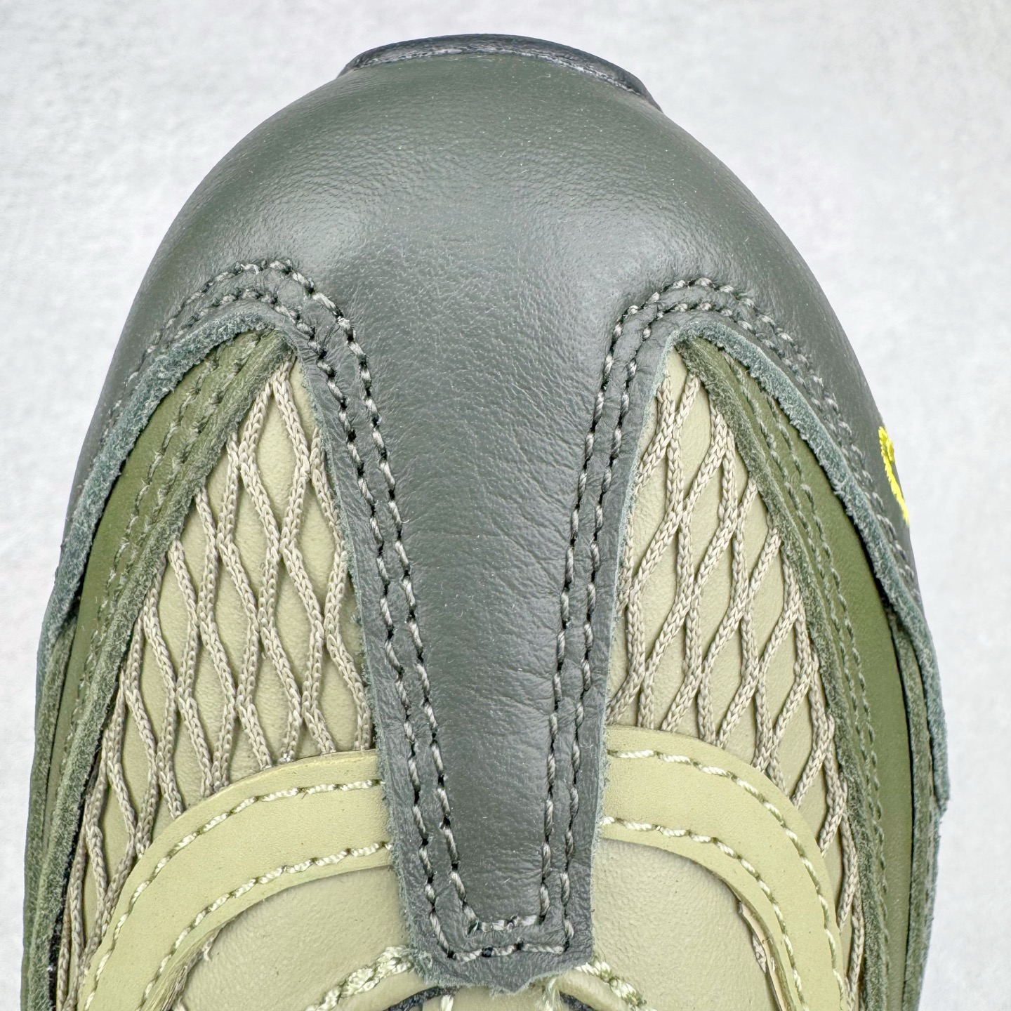 升级最终版 Corteiz Nike Air Max 95 Tour Yellow 低筒 网布防滑 运动鞋 休闲鞋 球鞋 男鞋 波鞋  橄榄绿 FB2709-300