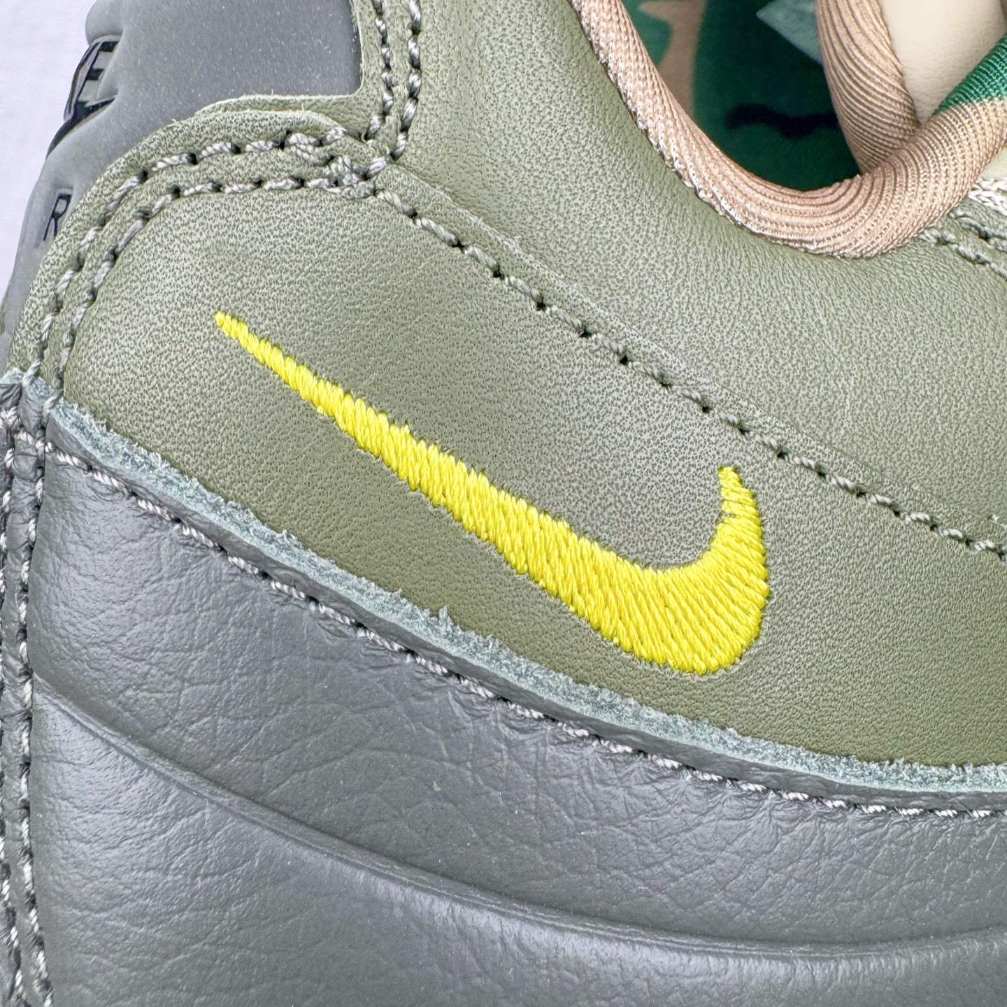 升级最终版 Corteiz Nike Air Max 95 Tour Yellow 低筒 网布防滑 运动鞋 休闲鞋 球鞋 男鞋 波鞋  橄榄绿 FB2709-300