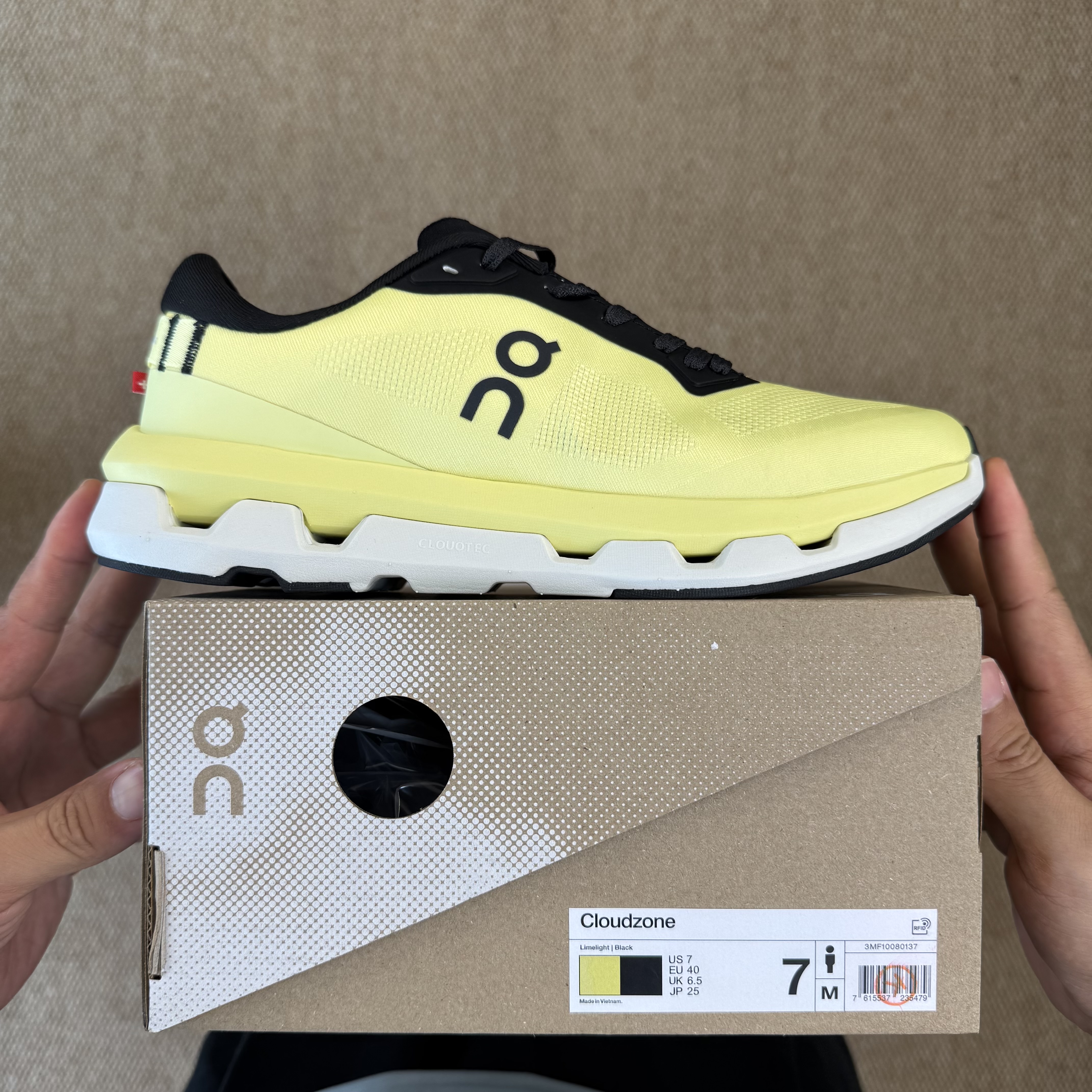 0n昂跑 Cloudzone 低筒 时尚舒适防滑耐磨  波鞋 跑步鞋 女款 男款 黄色B0 3MF10080137