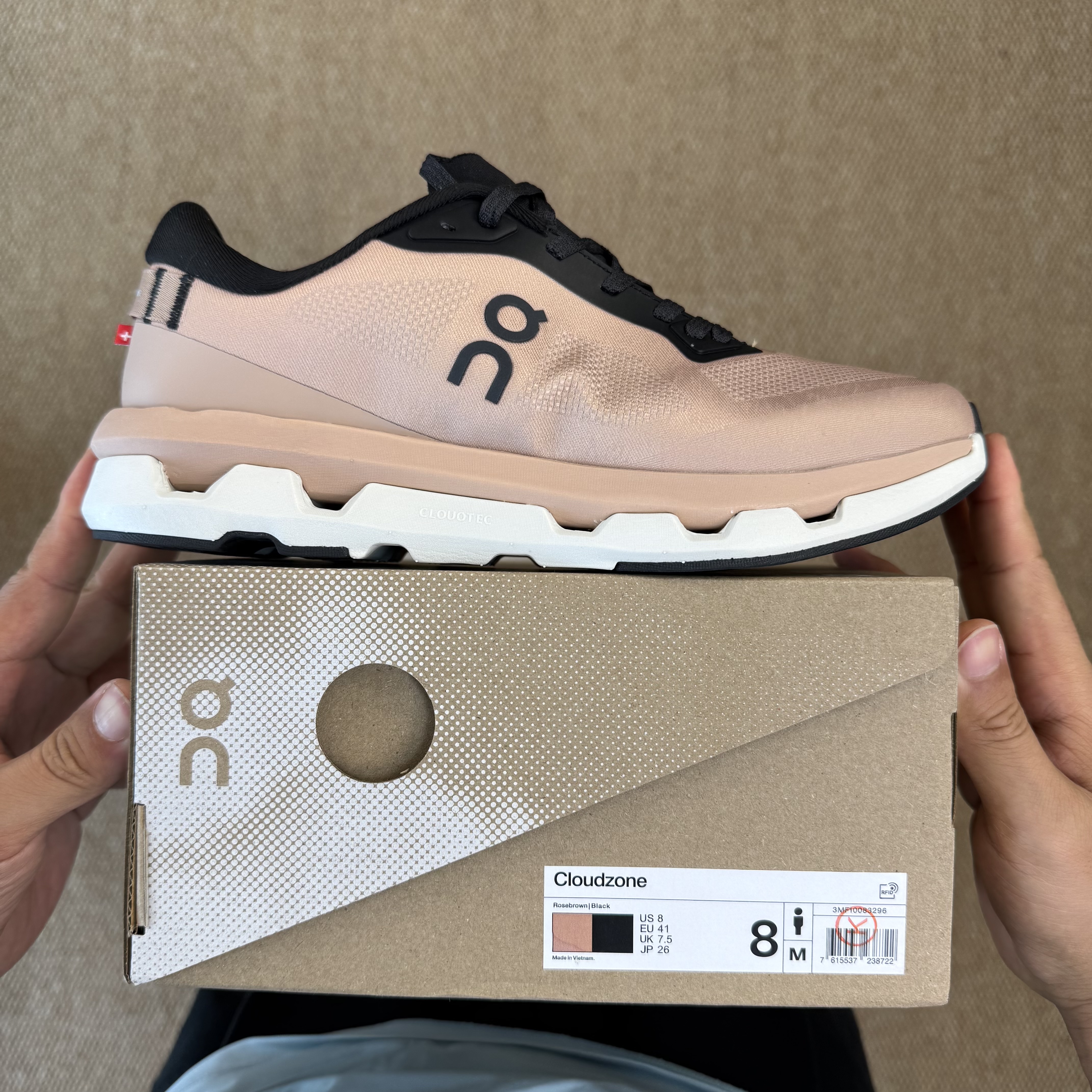 0n昂跑 Cloudzone 低筒 时尚舒适防滑耐磨  波鞋 跑步鞋 女款 男款 棕色B0 3WF10073296