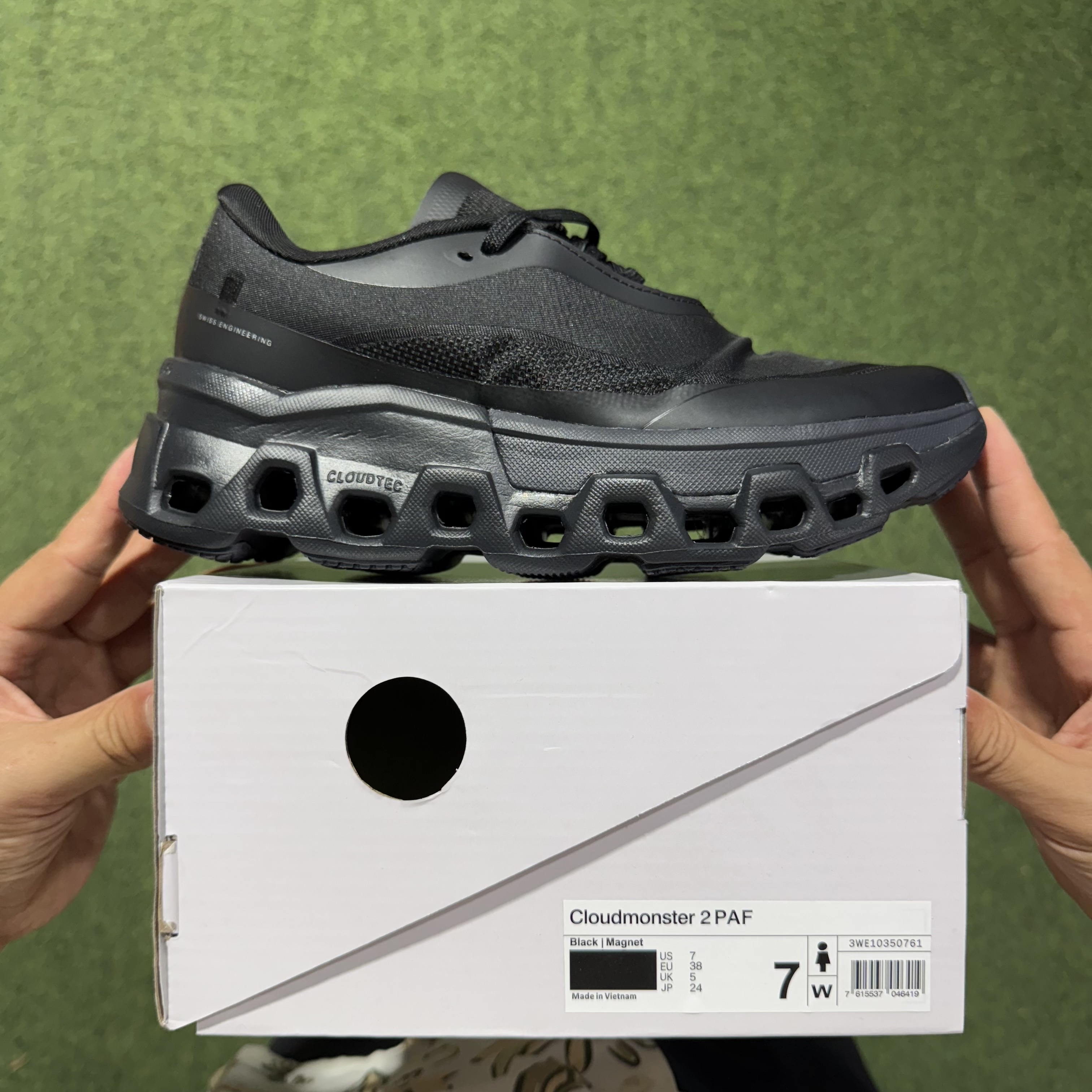 POST ARCHIVE FACTION (PAF)x On昂跑 Cloudmonster 2 CURRENT FORM 1.0  低筒 时尚舒适防滑耐磨  波鞋 跑步鞋 女款 男款 黑色 3WE10350761