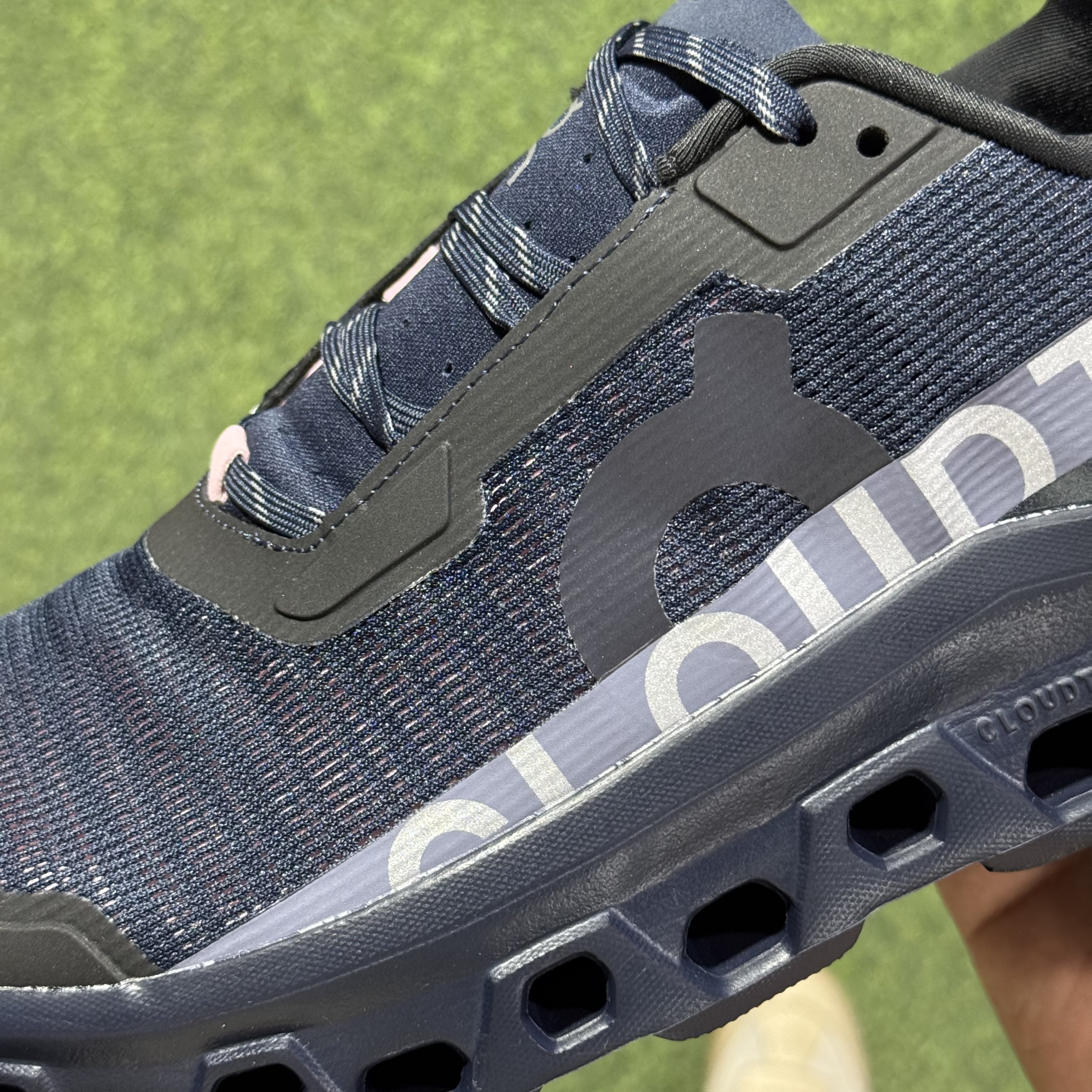   On昂跑 ATMOS Cloudmonster Void atmos 1 M 低筒 时尚舒适防滑耐磨  波鞋 跑步鞋 女款男款  蓝黑  3MF11044208