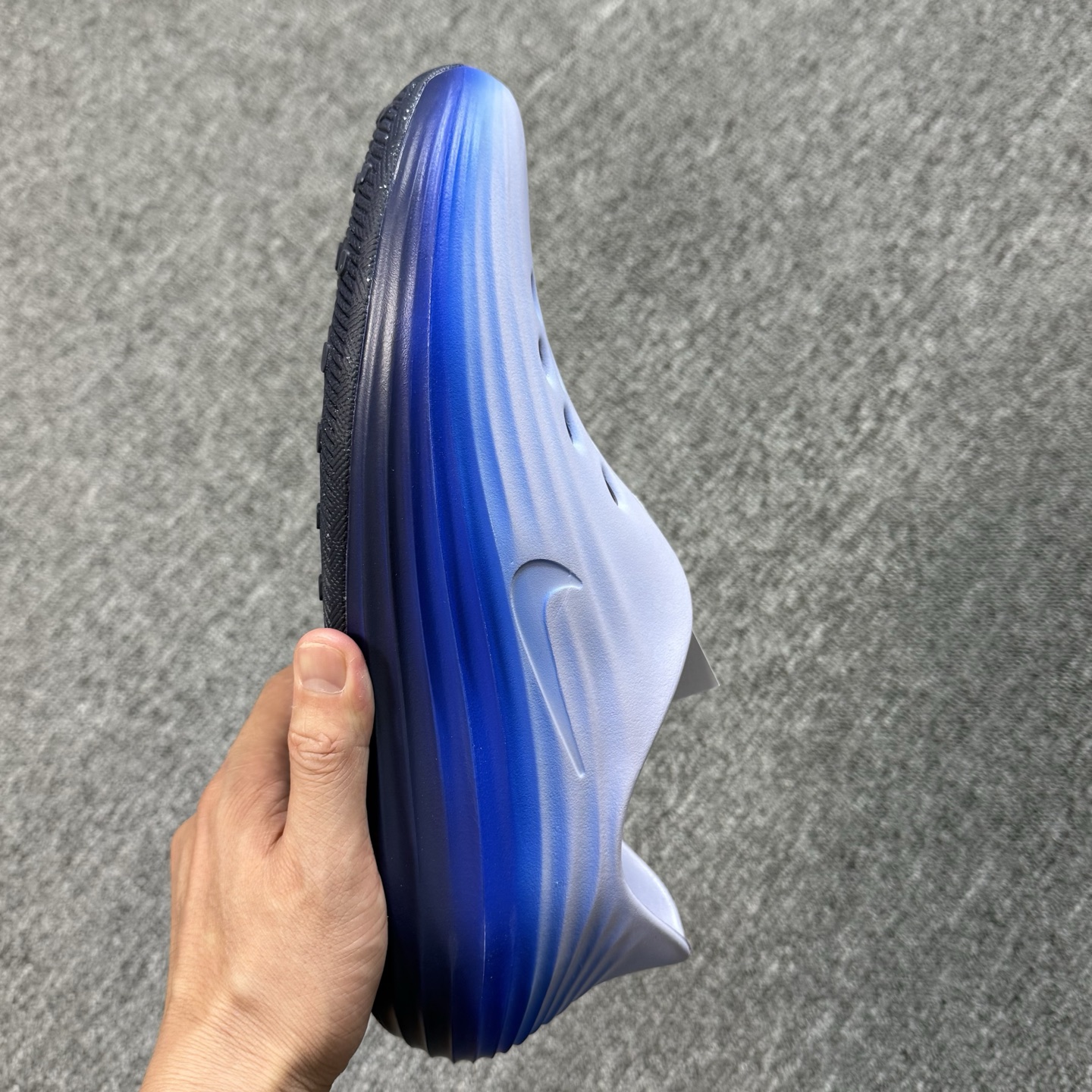 正确复合底 Nike Reactx Rejuven8 洞洞鞋 简约舒适  室外拖鞋 男女同款 蓝色 IB6366-400
