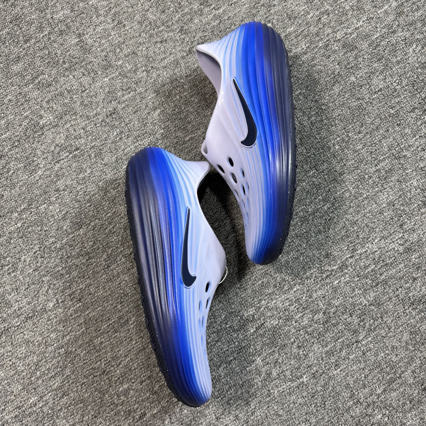 正确复合底 Nike Reactx Rejuven8 洞洞鞋 简约舒适  室外拖鞋 男女同款 蓝色 IB6366-400