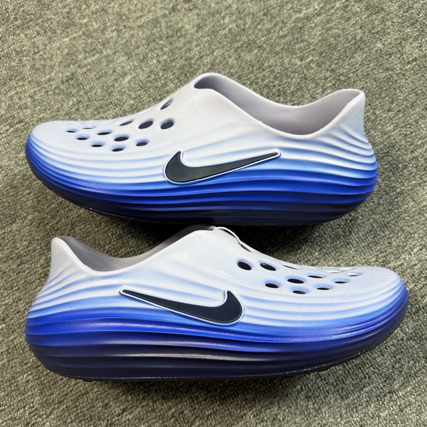 正确复合底 Nike Reactx Rejuven8 洞洞鞋 简约舒适  室外拖鞋 男女同款 蓝色 IB6366-400