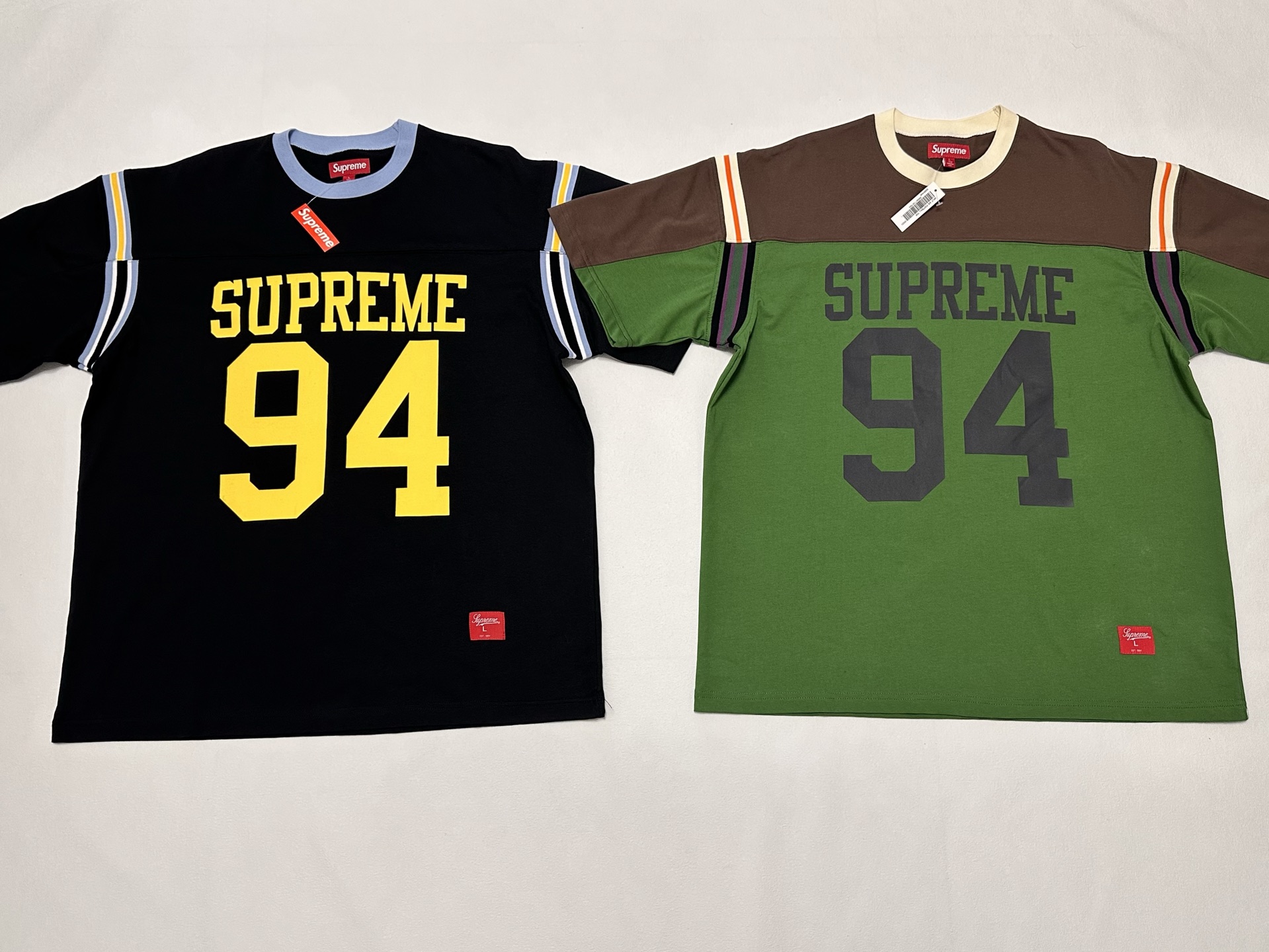 Supreme SS25 WEEK8 Split S/S Footbal Top 拼接图案 95  圆领休闲 印花短袖 T恤   黑色 绿色 SUP-SS25-157