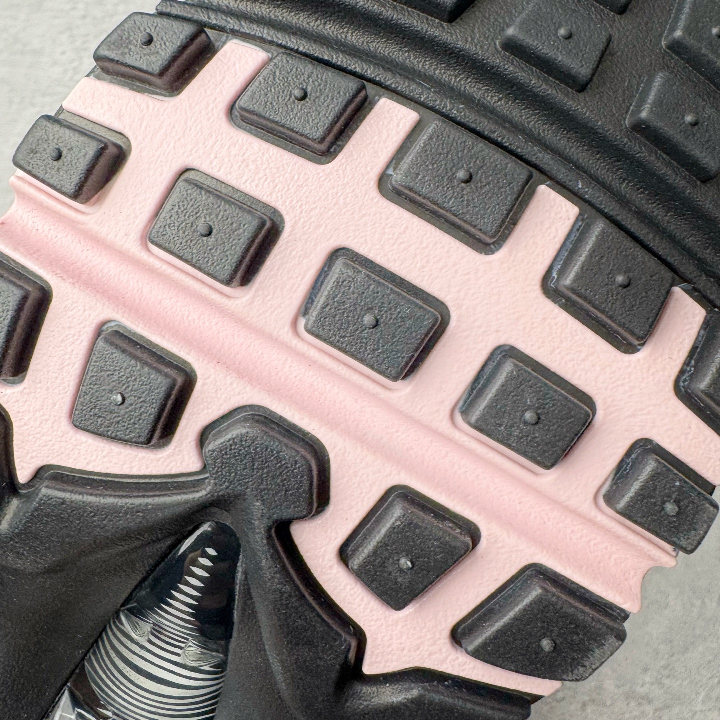 升级最终版 Corteiz Nike Air Max 95  低筒 网布防滑 运动鞋 休闲鞋 球鞋 男鞋 波鞋 灰粉 CJ0588-001