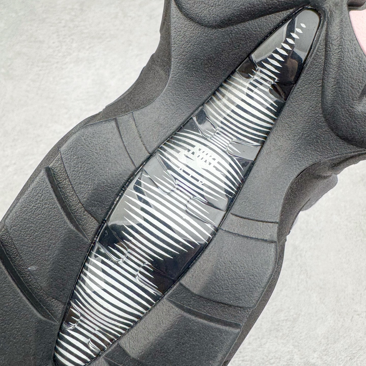 升级最终版 Corteiz Nike Air Max 95  低筒 网布防滑 运动鞋 休闲鞋 球鞋 男鞋 波鞋 灰粉 CJ0588-001