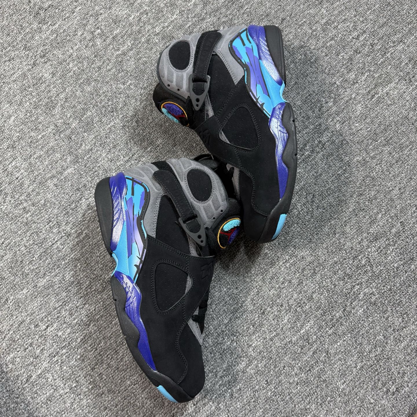  Jordan Air Jordan 8 AJ8 高筒 舒适耐用 防滑耐磨  复古篮球鞋 男款 波鞋 黑色2025年版 305381-006