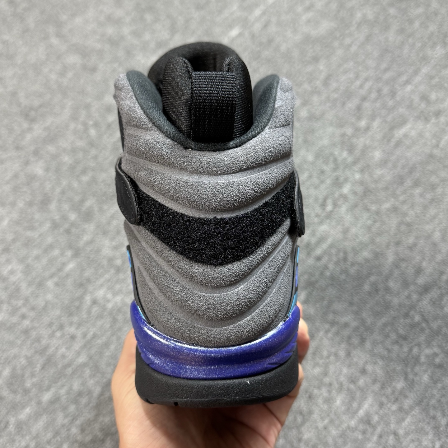  Jordan Air Jordan 8 AJ8 高筒 舒适耐用 防滑耐磨  复古篮球鞋 男款 波鞋 黑色2025年版 305381-006