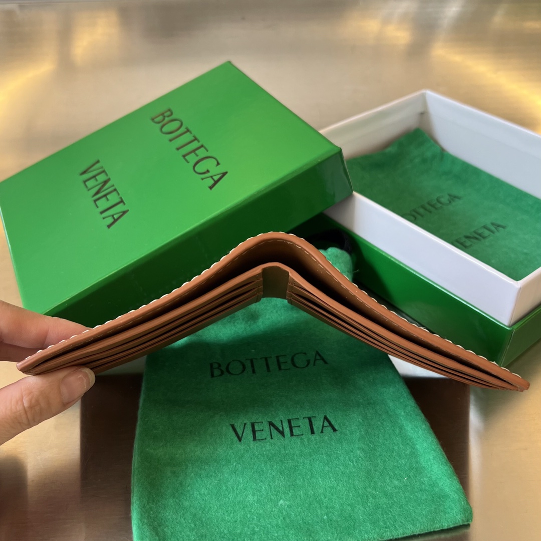 BV 葆蝶 四格 CASSETTE Intreccio编织 牛皮革 短夹 长夹 钱包 男款 黑B5 743004V39K11039 743004V39K12632