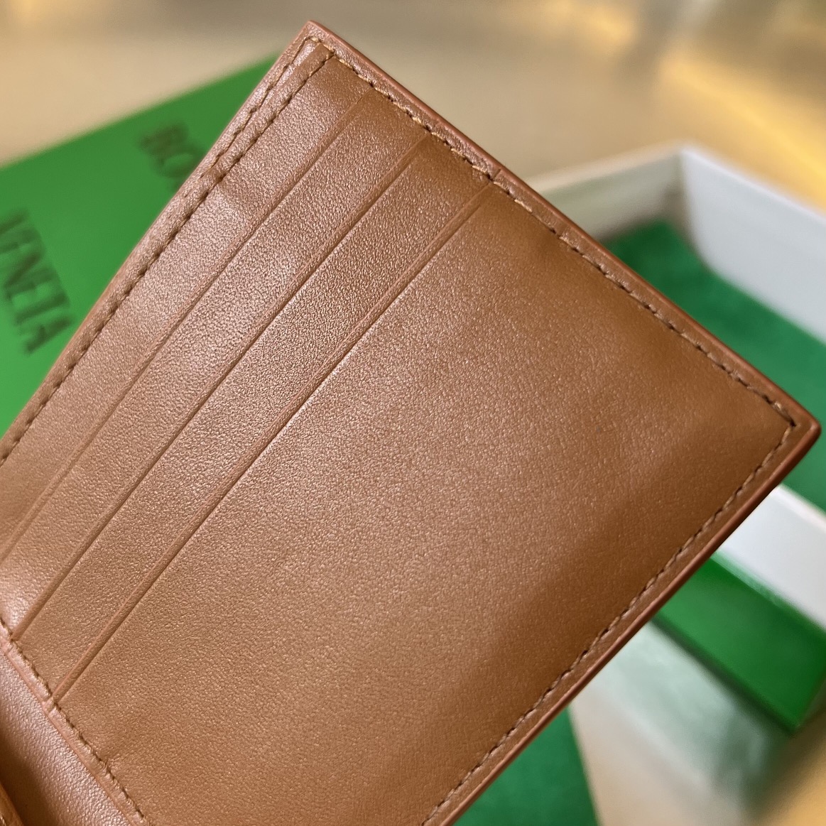 BV 葆蝶 四格 CASSETTE Intreccio编织 牛皮革 短夹 长夹 钱包 男款 黑B5 743004V39K11039 743004V39K12632