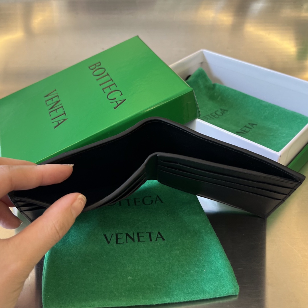 BV 葆蝶 四格 CASSETTE Intreccio编织 牛皮革 短夹 长夹 钱包 男款 黑B5 743004V39K11039 743004V39K12632