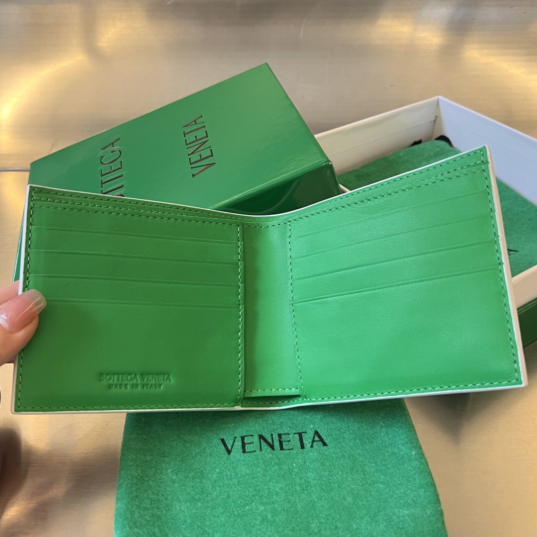 BV 葆蝶 编织双折 双面色 Intrecciato 牛皮革 短夹 长夹 钱包 男款  B5白绿605721VCPQ69037