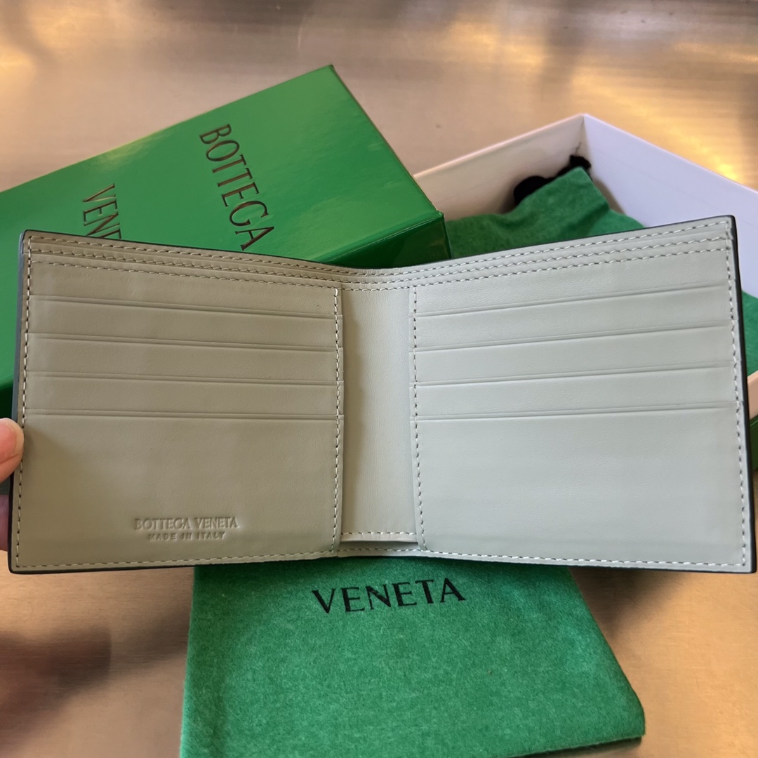 BV 葆蝶 编织双折 双面色 Intrecciato 牛皮革 短夹 长夹 钱包 男款  B5雨树绿拼鼠尾草绿 605721VCPQ61127