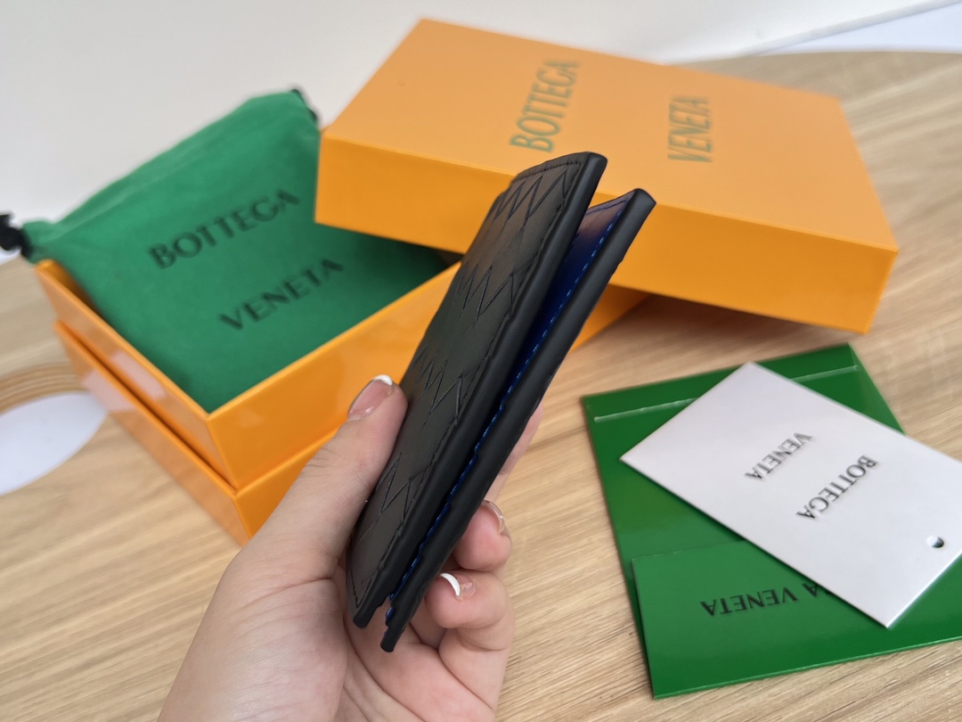 BV 葆蝶 编织双折 双面色 Intrecciato 牛皮革 短夹 长夹 钱包 男款  B5黑蓝 749412 