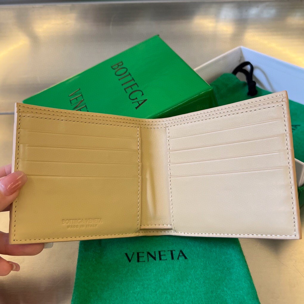 BV 葆蝶 编织双折 Intrecciato 牛皮革 短夹 长夹 钱包 男款  B5燕麦色 605721VCPQ49762